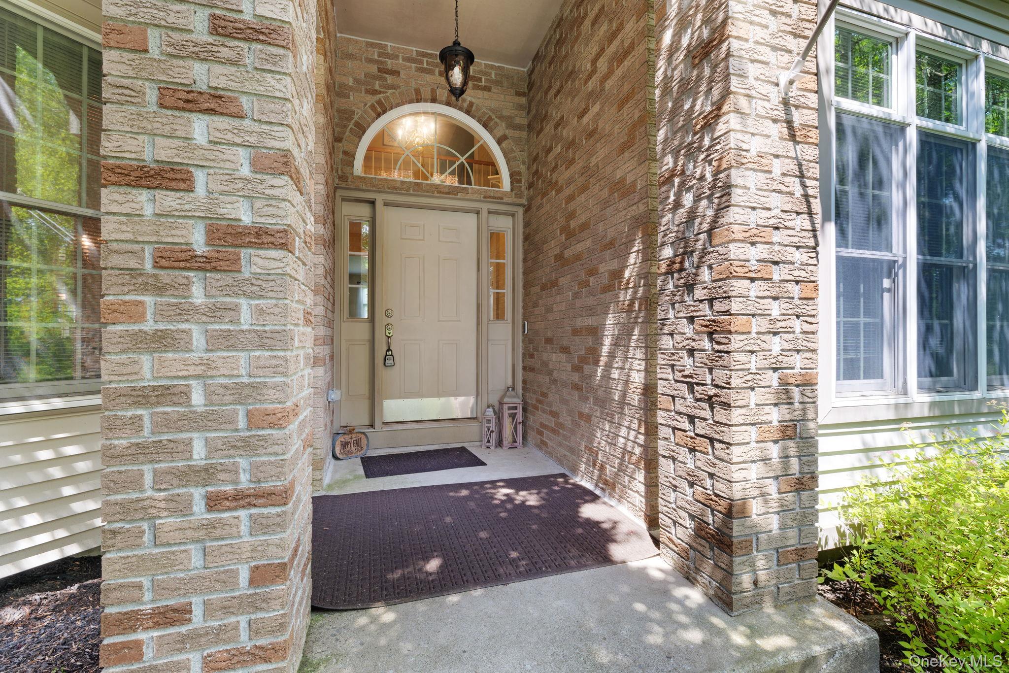 #2 photo, 87 Dakota Drive, Hopewell Junction , NY 12533