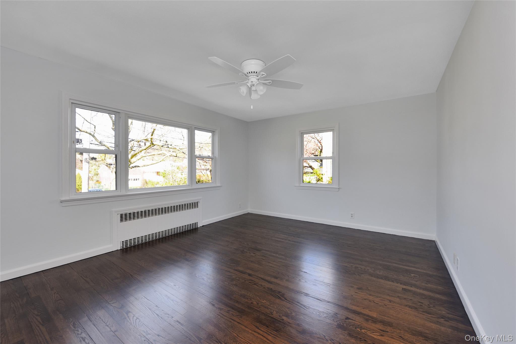 #19 photo, 6 Dunes Lane, Port Washington , NY 11050