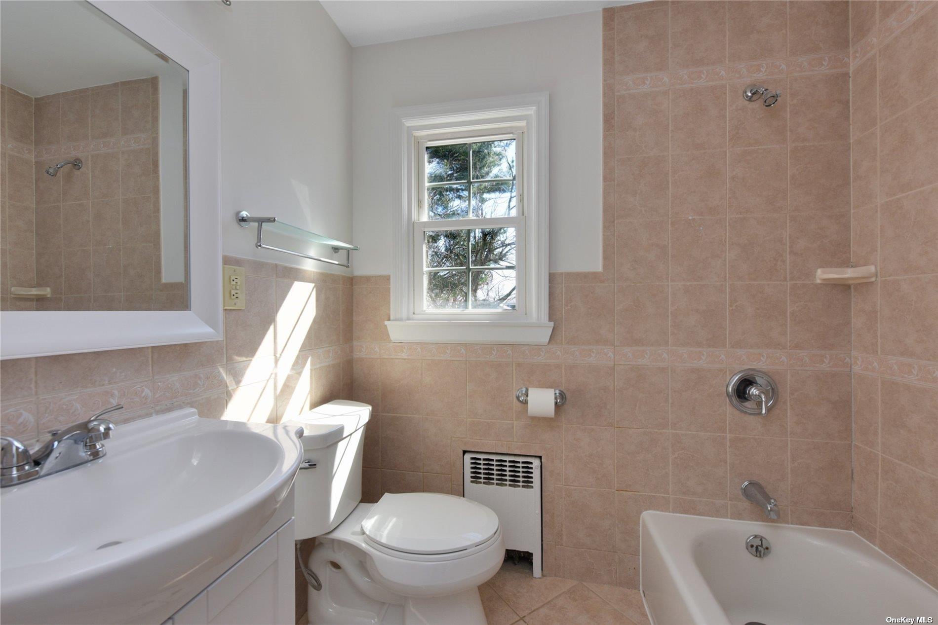 #4 photo, 6 Dunes Lane, ナッソー郡 Port Washington , NY 11050