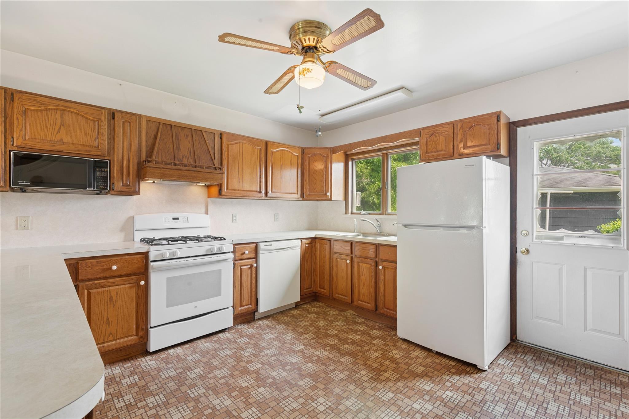 #5 photo, 1295 Washington Avenue, サフォーク郡 Greenport , NY 11944