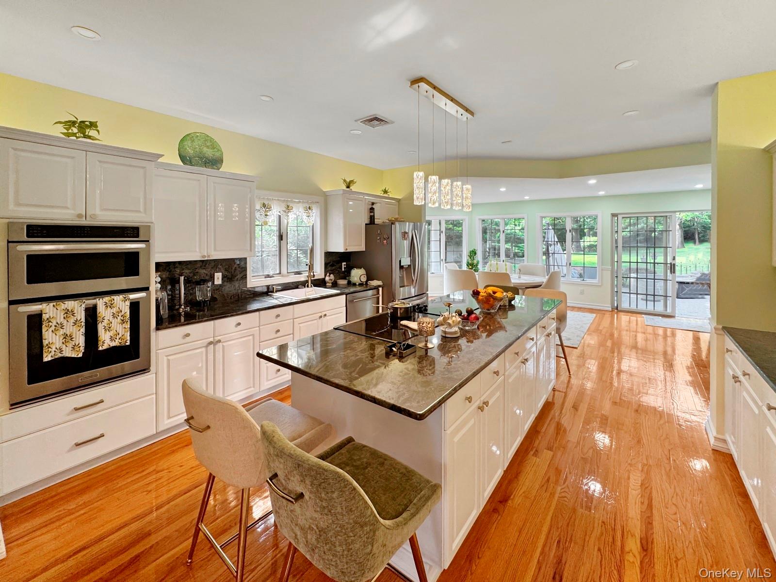 #8 photo, 91 Harbor Road, サフォーク郡 Head Of The Harbor , NY 11780