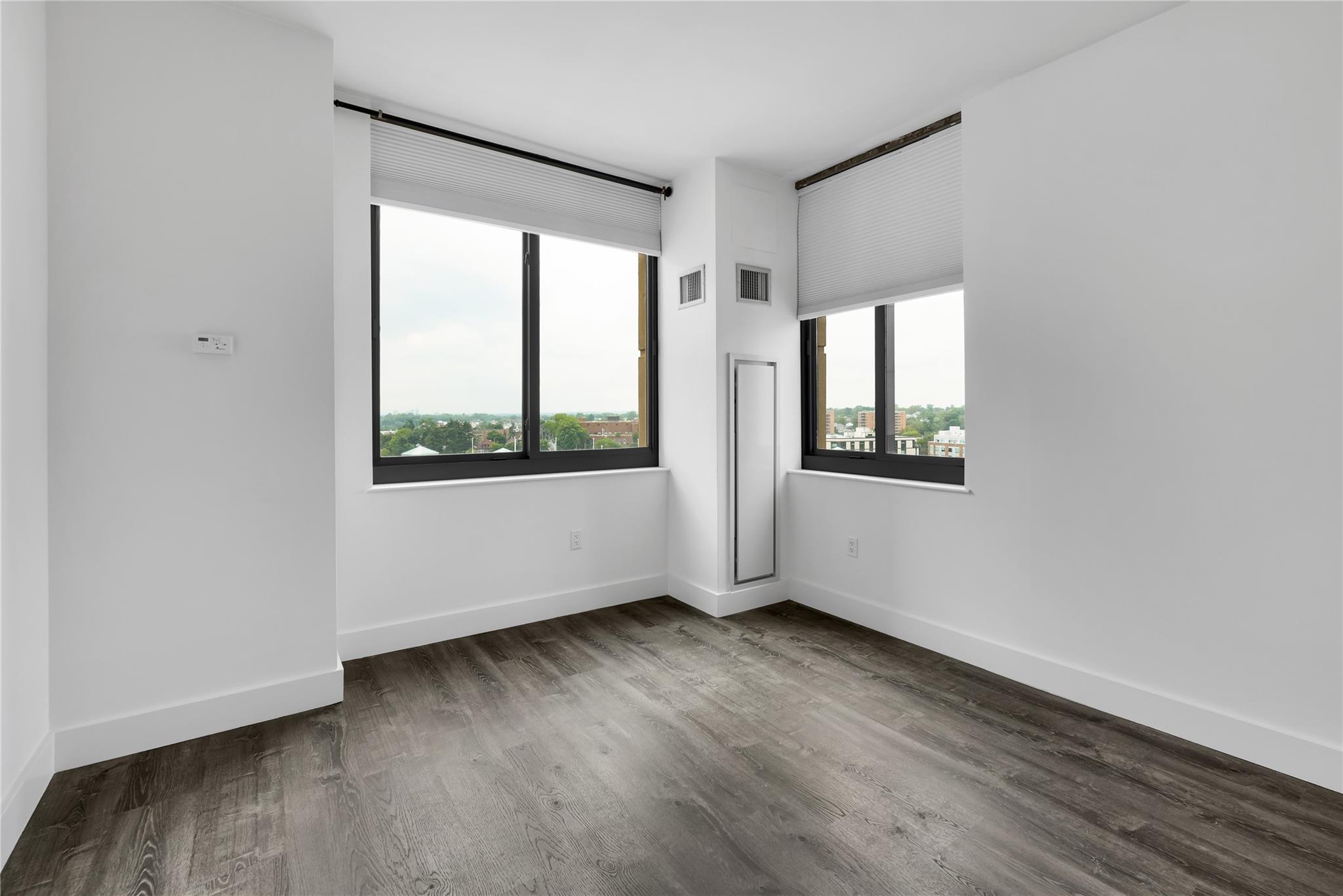 #15 photo, 175 Huguenot Street, New Rochelle , NY 10801