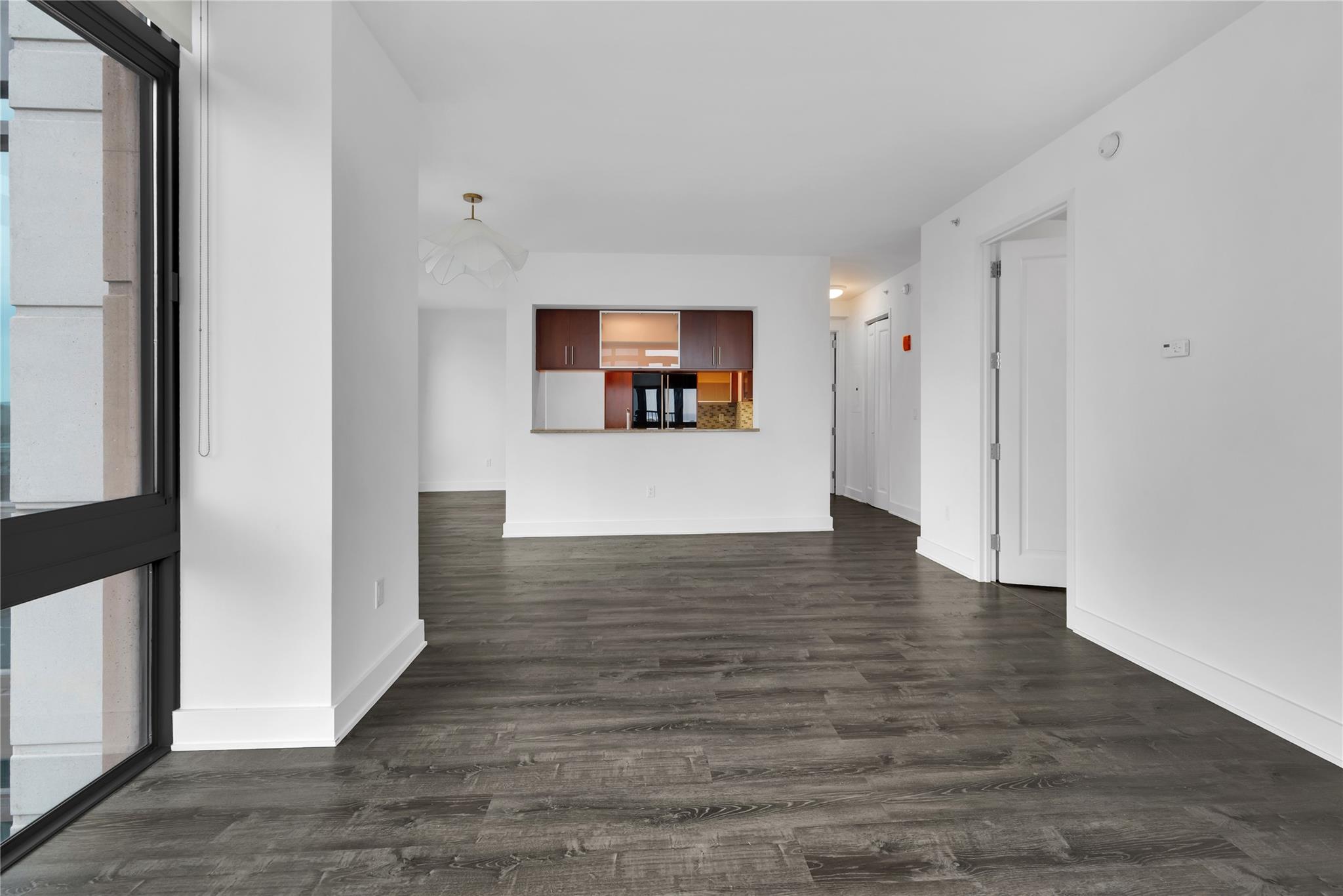 #3 photo, 175 Huguenot Street, New Rochelle , NY 10801