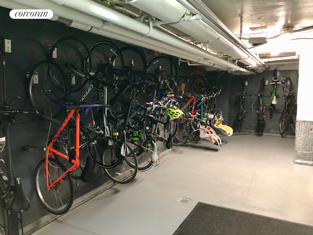 #15 photo, 875 W 181ST Street, マンハッタン Hudson Heights , NY 10033