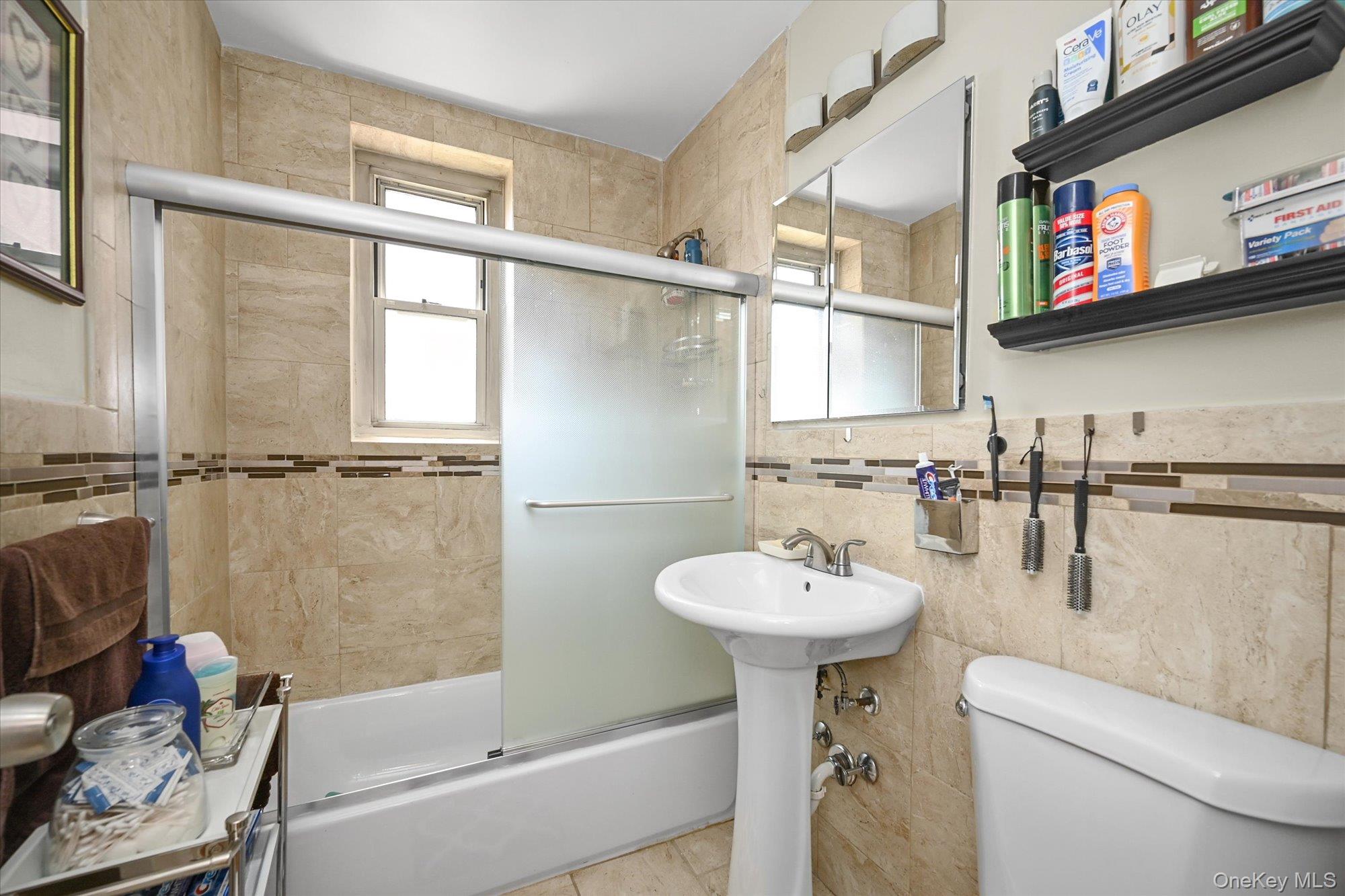 #15 photo, 211-40 18th Avenue, クイーンズ区 Bayside , NY 11360