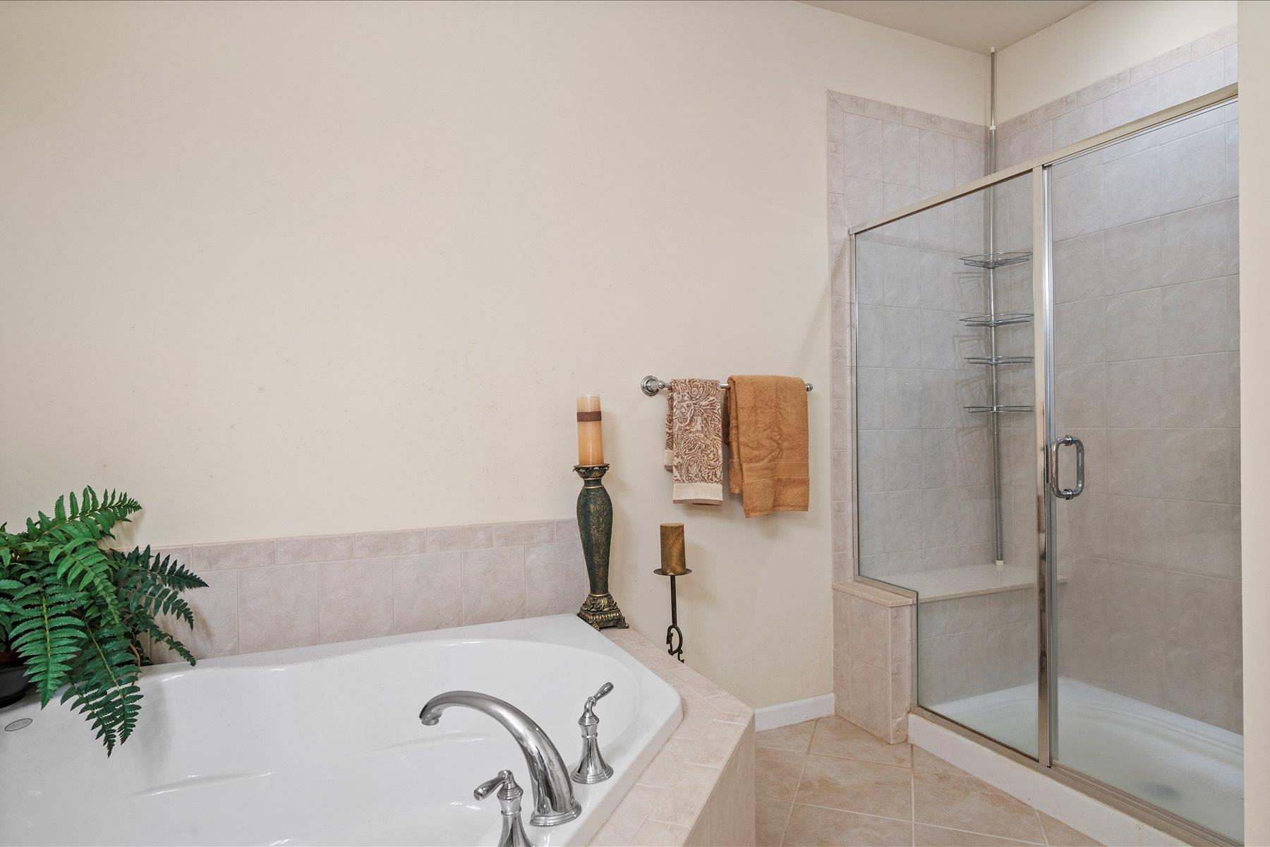 #14 photo, 226 Sonata Court, サフォーク郡 Eastport , NY 11941