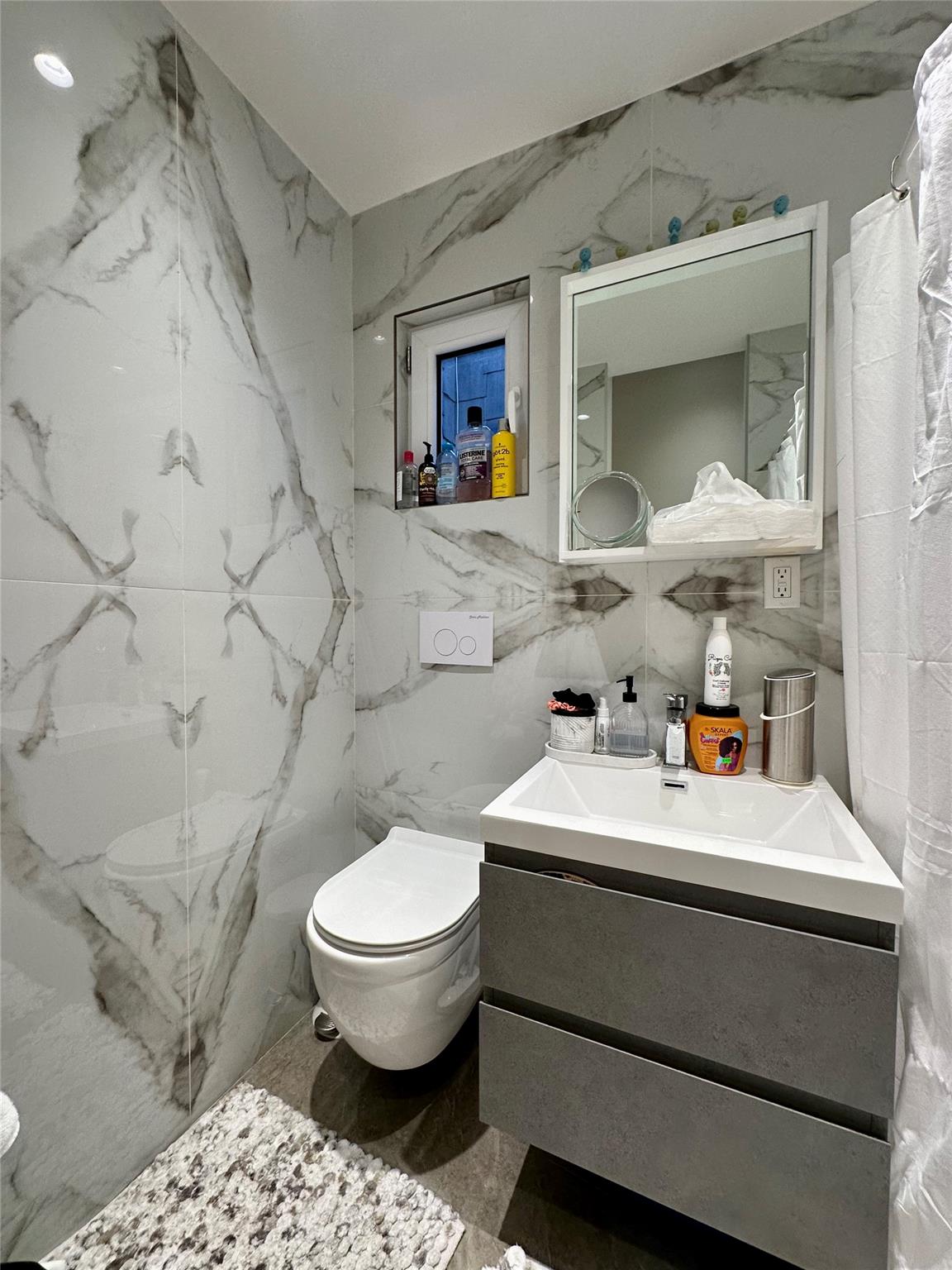 #6 photo, 25-64 38th Street, クイーンズ区 Astoria , NY 11103