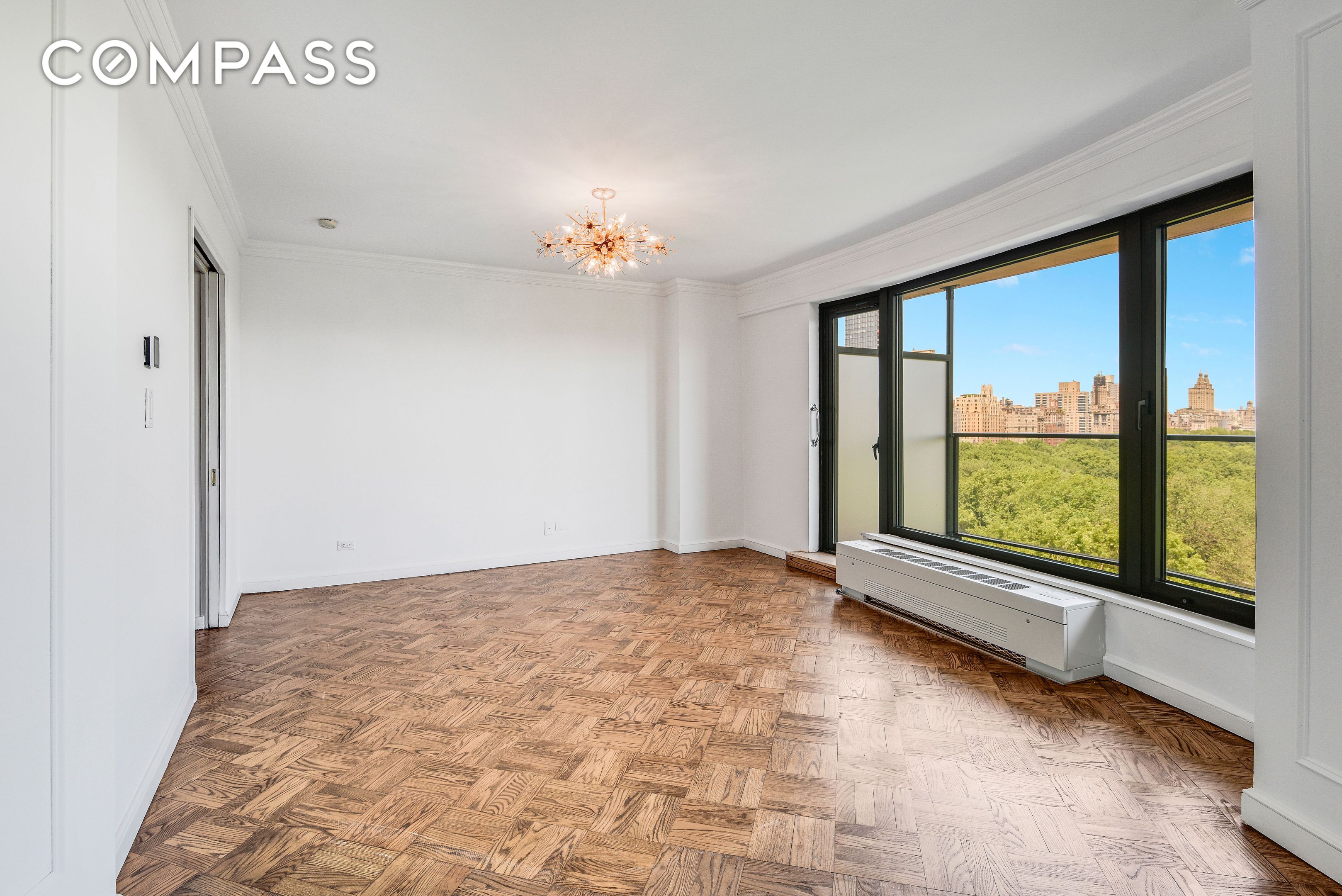 #9 photo, 200 Central Park S, マンハッタン Central Park South , NY 10019