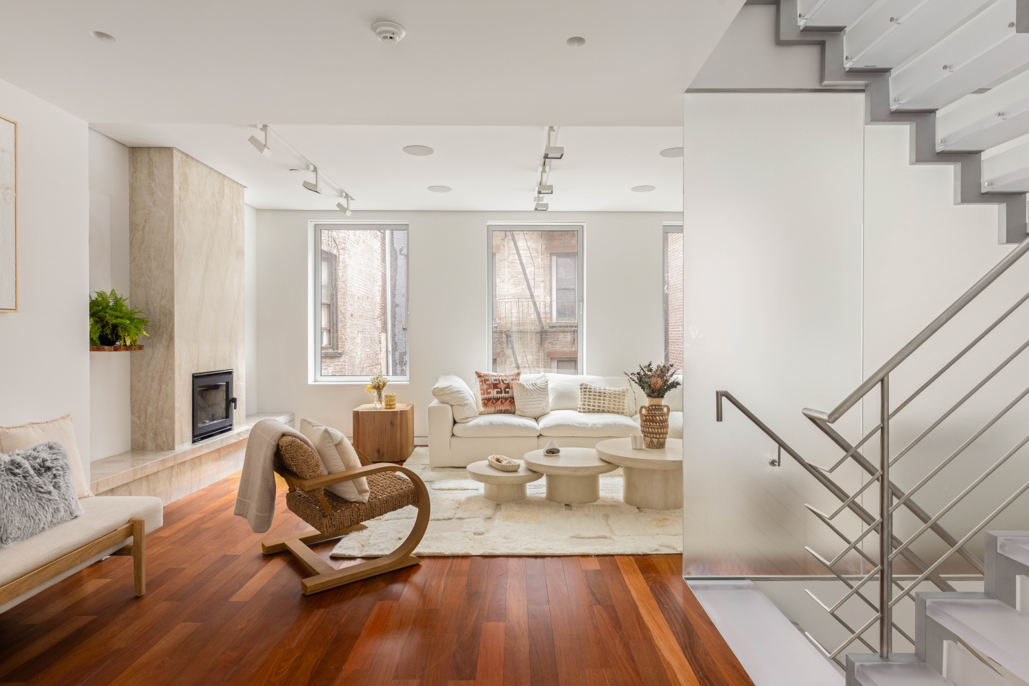 #1 photo, 9 MINETTA Street, Greenwich Village , NY 10012