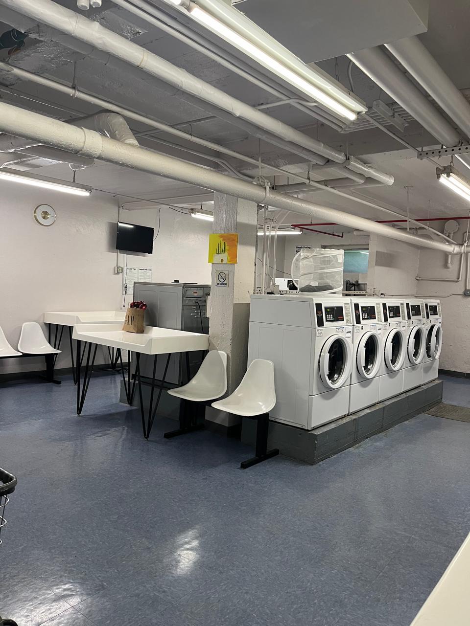 #17 photo, 33-15 81st Street, كوينز Jackson Heights , NY 11372