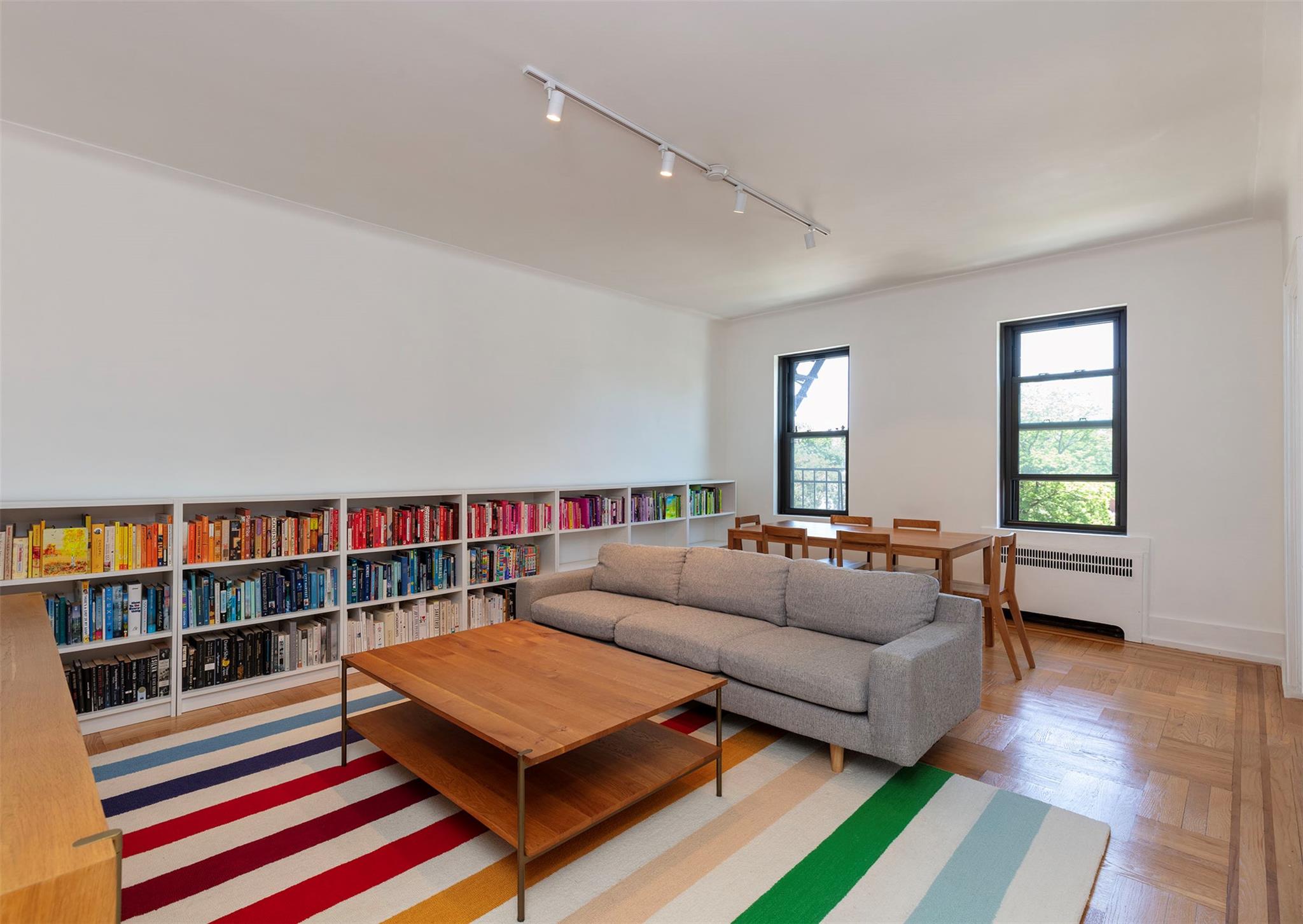 #1 photo, Forest Hills, كوينز Forest Hills , NY 11375