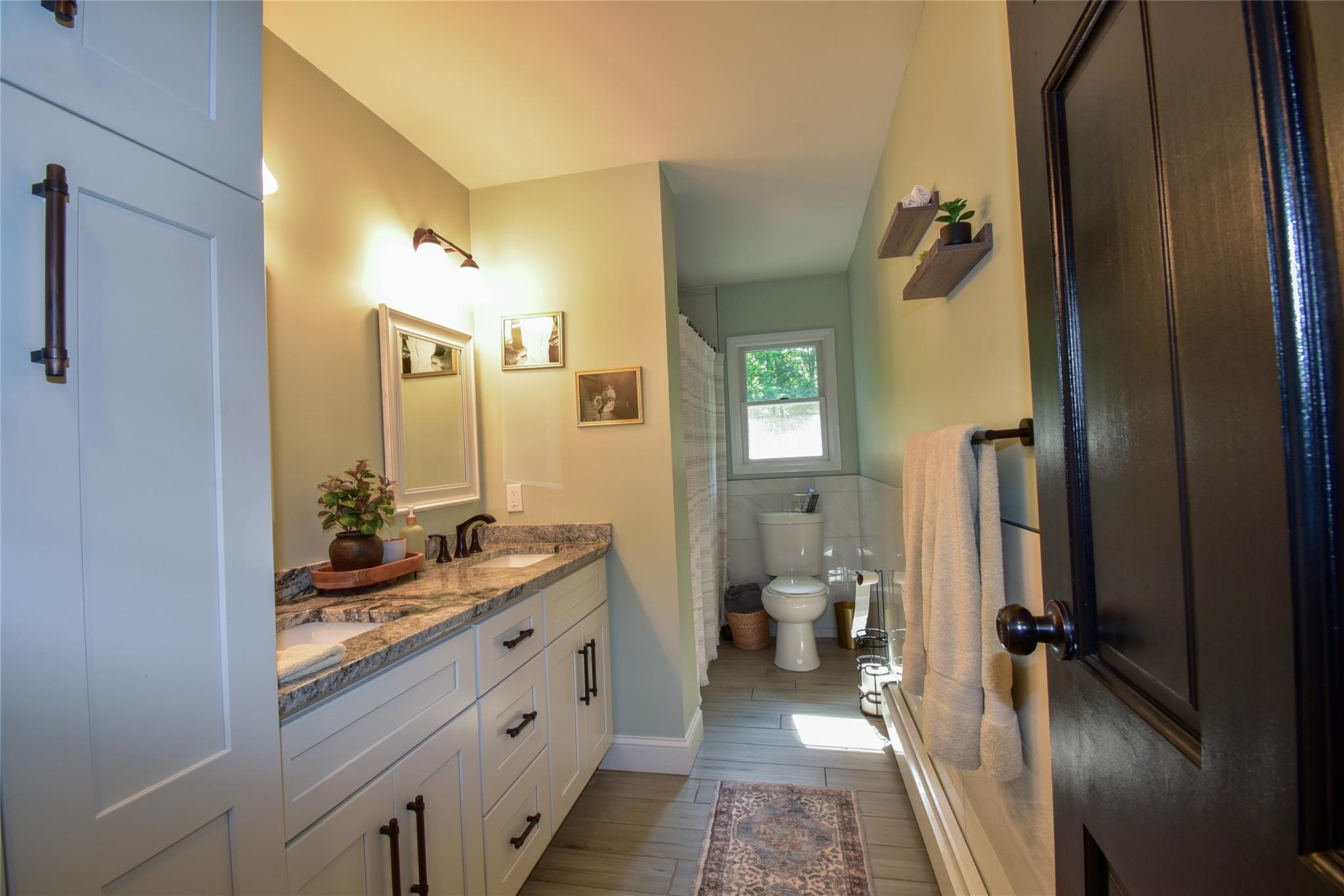 #13 photo, 5 Dartmouth Road, سوفولك Shoreham , NY 11786