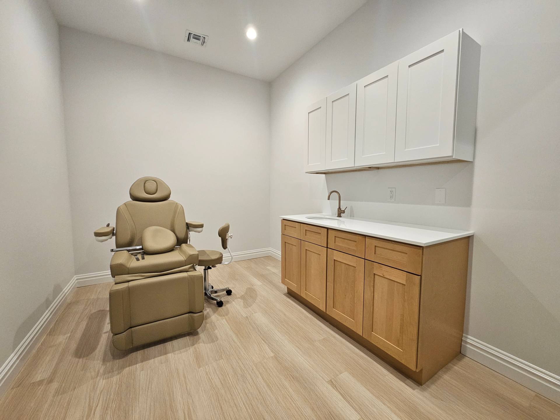 #12 photo, 15 Hill Street, サフォーク郡 Southampton , NY 11968