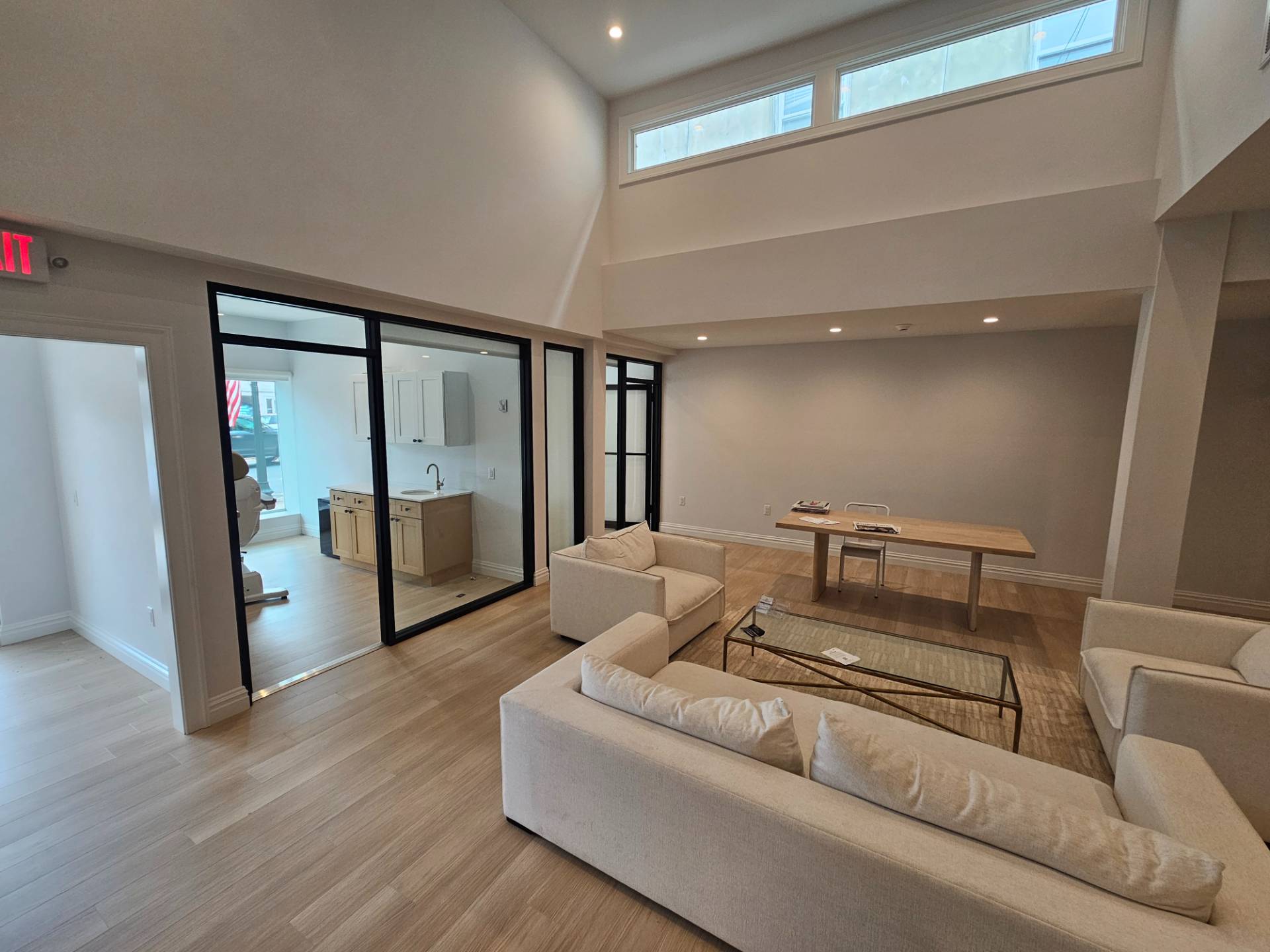 #3 photo, 15 Hill Street, サフォーク郡 Southampton , NY 11968