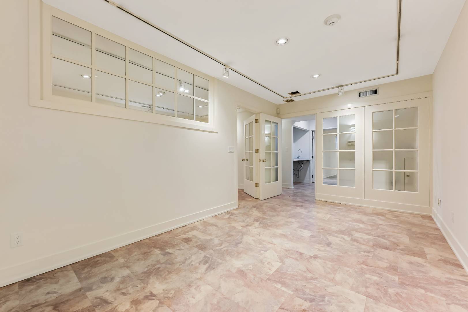 #14 photo, 16 Goodfriend Drive, サフォーク郡 East Hampton , NY 11937