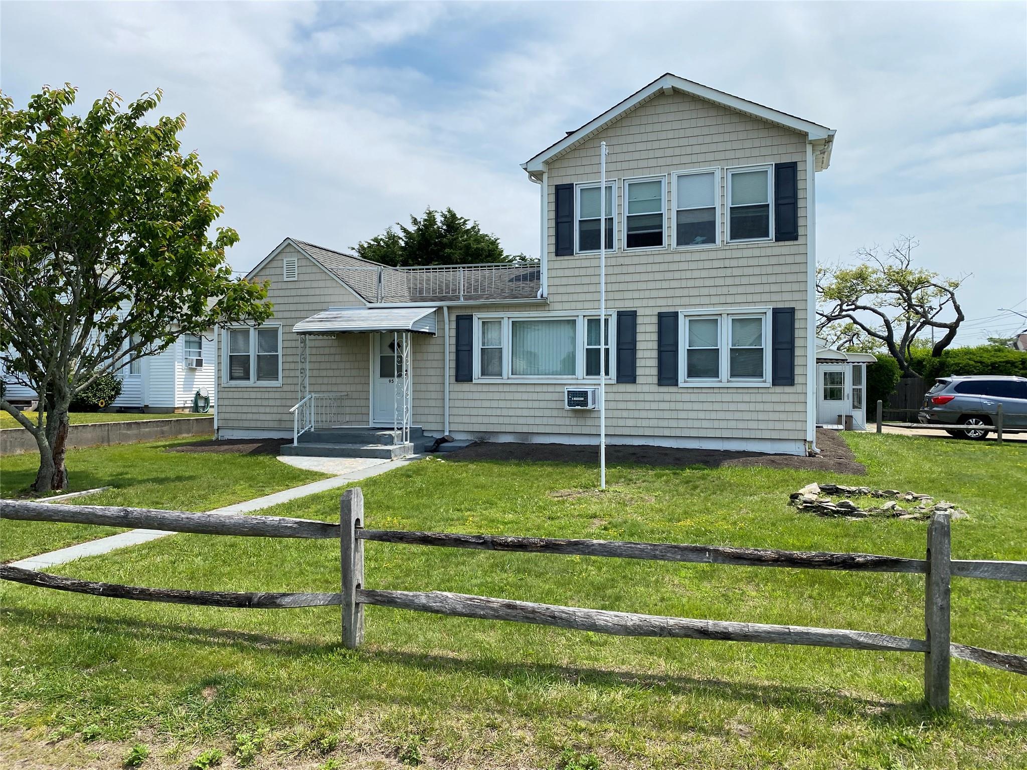 #1 photo, 95 Grandview Drive, Shirley , NY 11967