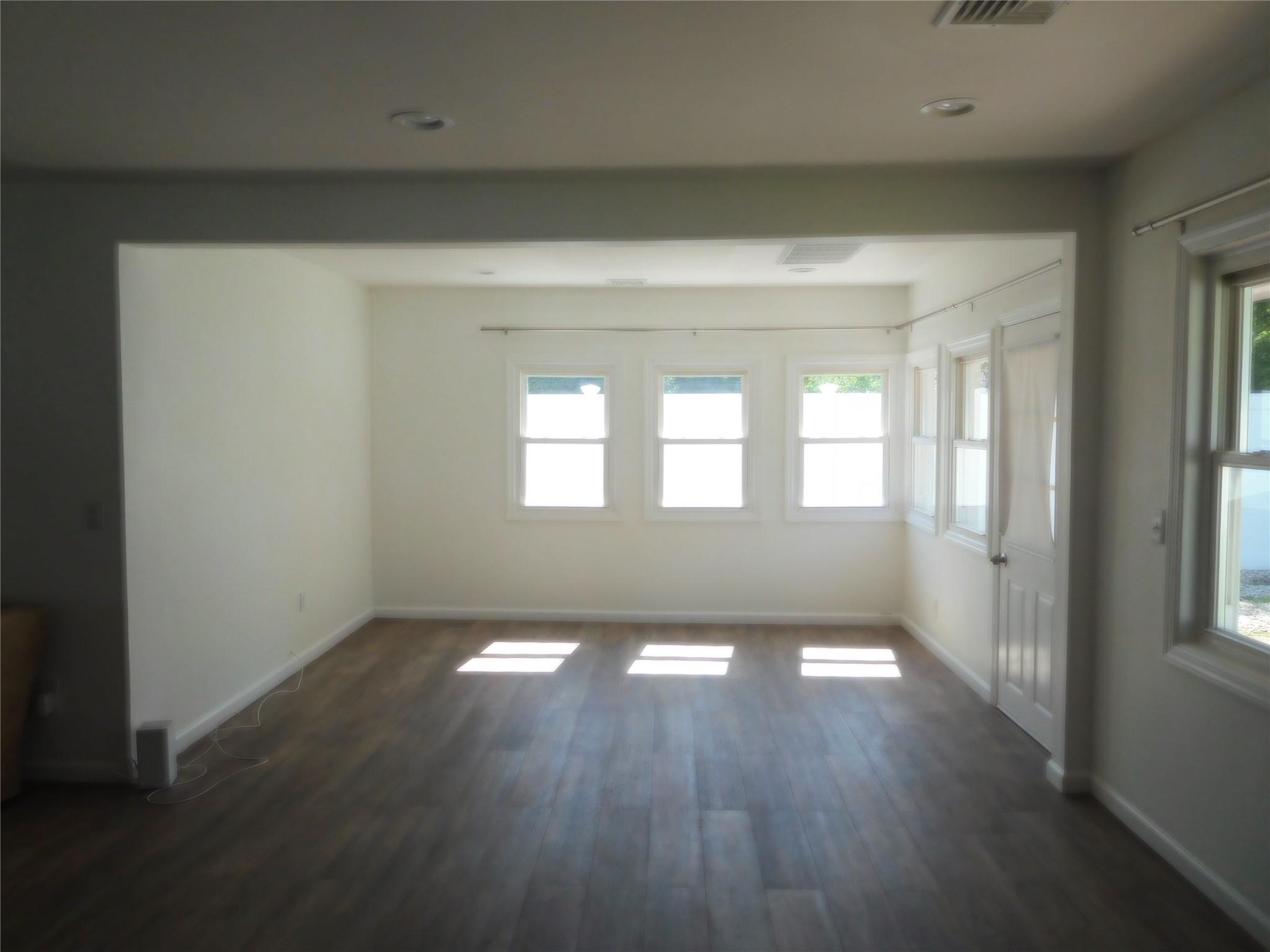 #7 photo, 9 Adams Street, ナッソー郡 East Rockaway , NY 11518