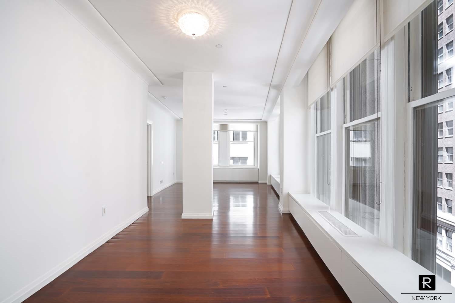 #4 photo, 55 Wall Street, マンハッタン Financial District , NY 10005