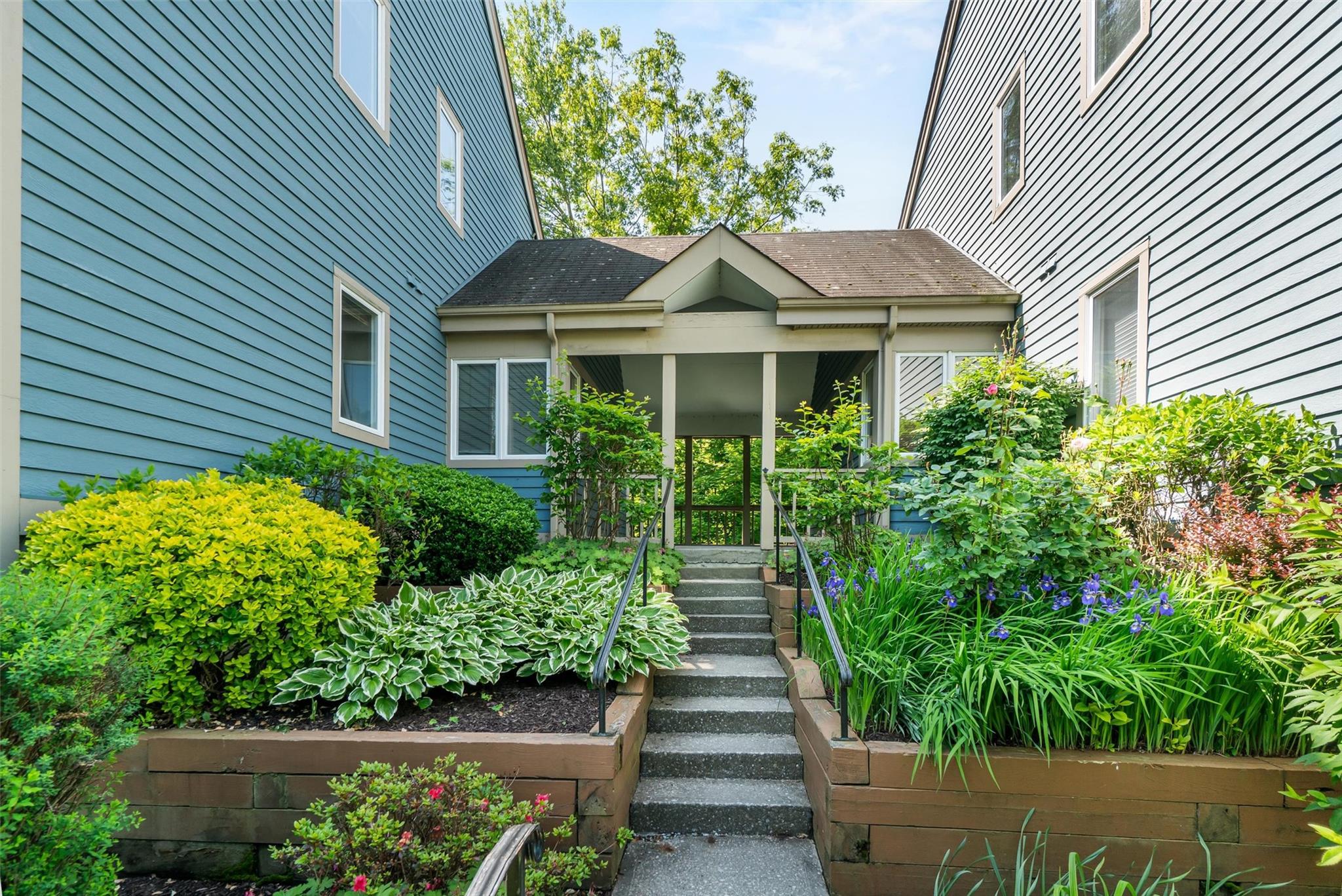 #2 photo, 5702 Manor Drive, Peekskill , NY 10566