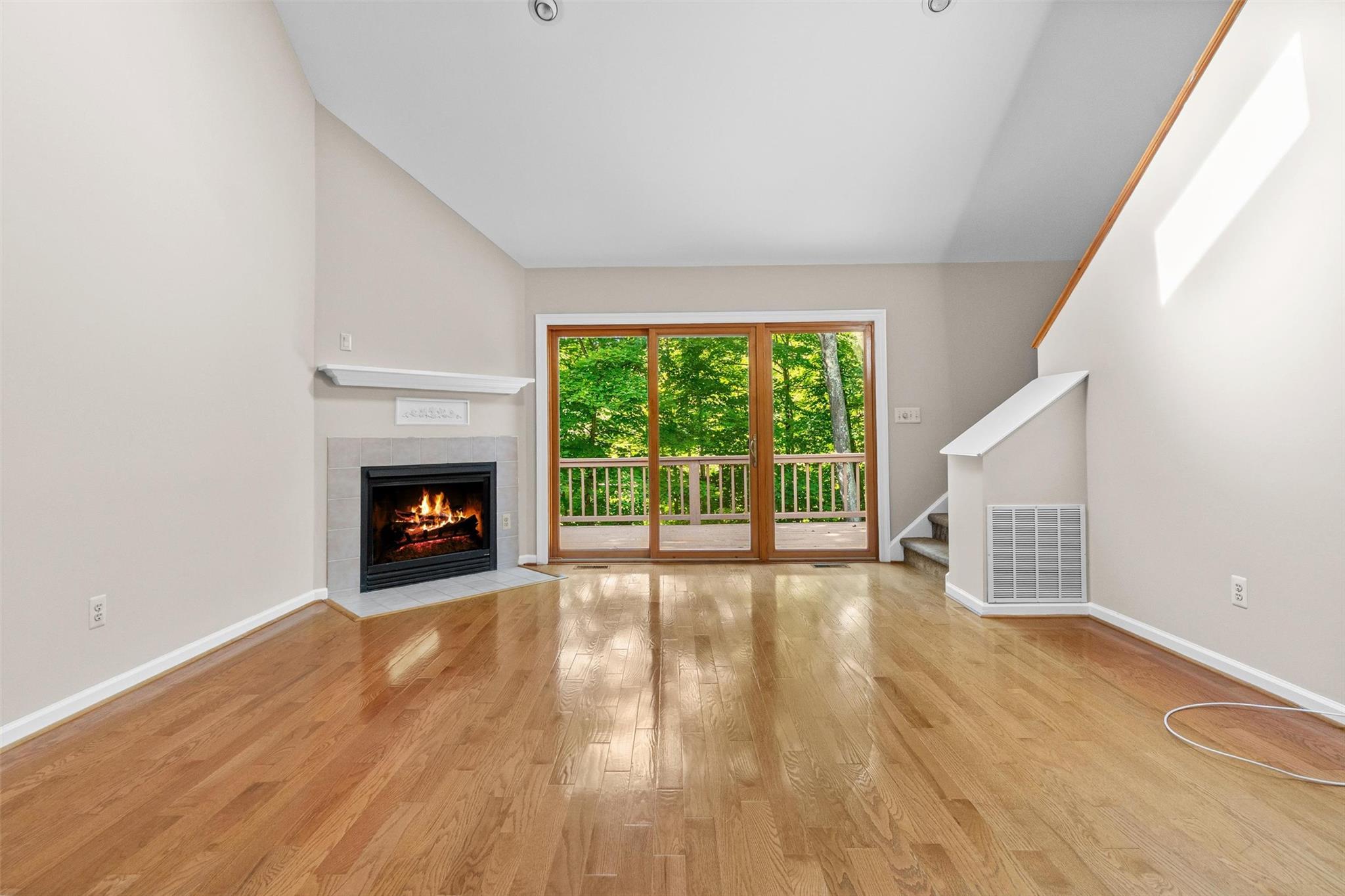 #5 photo, 5702 Manor Drive, Peekskill , NY 10566