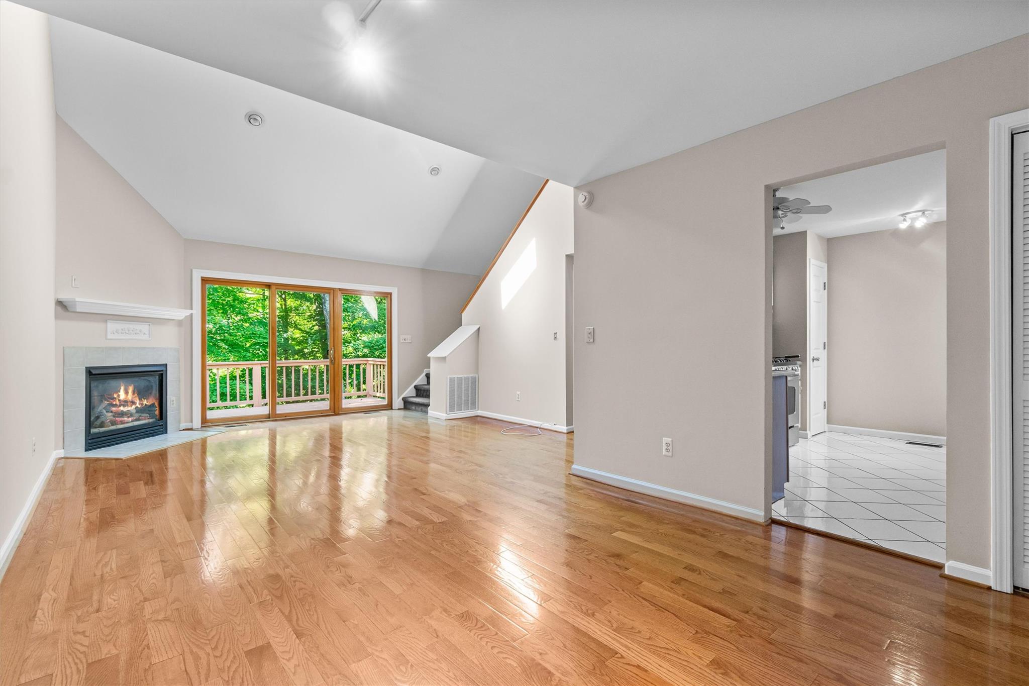 #8 photo, 5702 Manor Drive, Peekskill , NY 10566