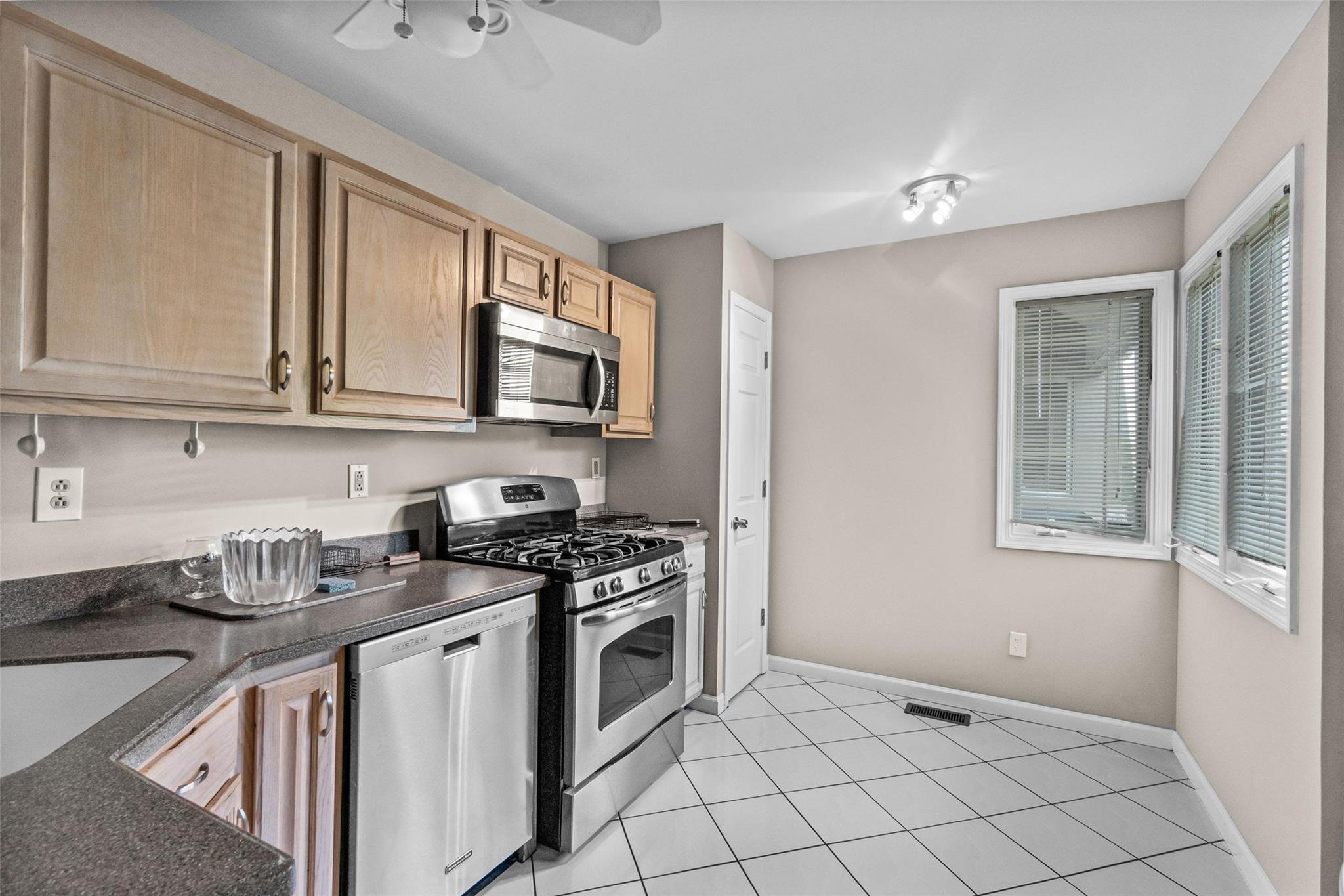 #9 photo, 5702 Manor Drive, Peekskill , NY 10566