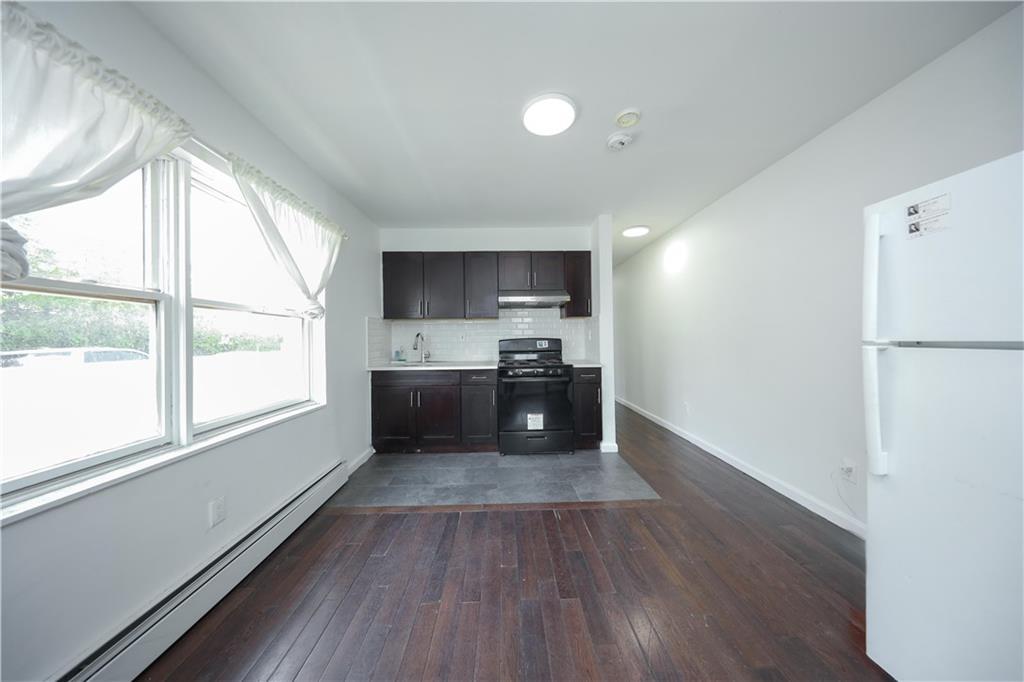 #4 photo, 257 Bay 40th Street, ブルックリン区 Brooklyn , NY 11214