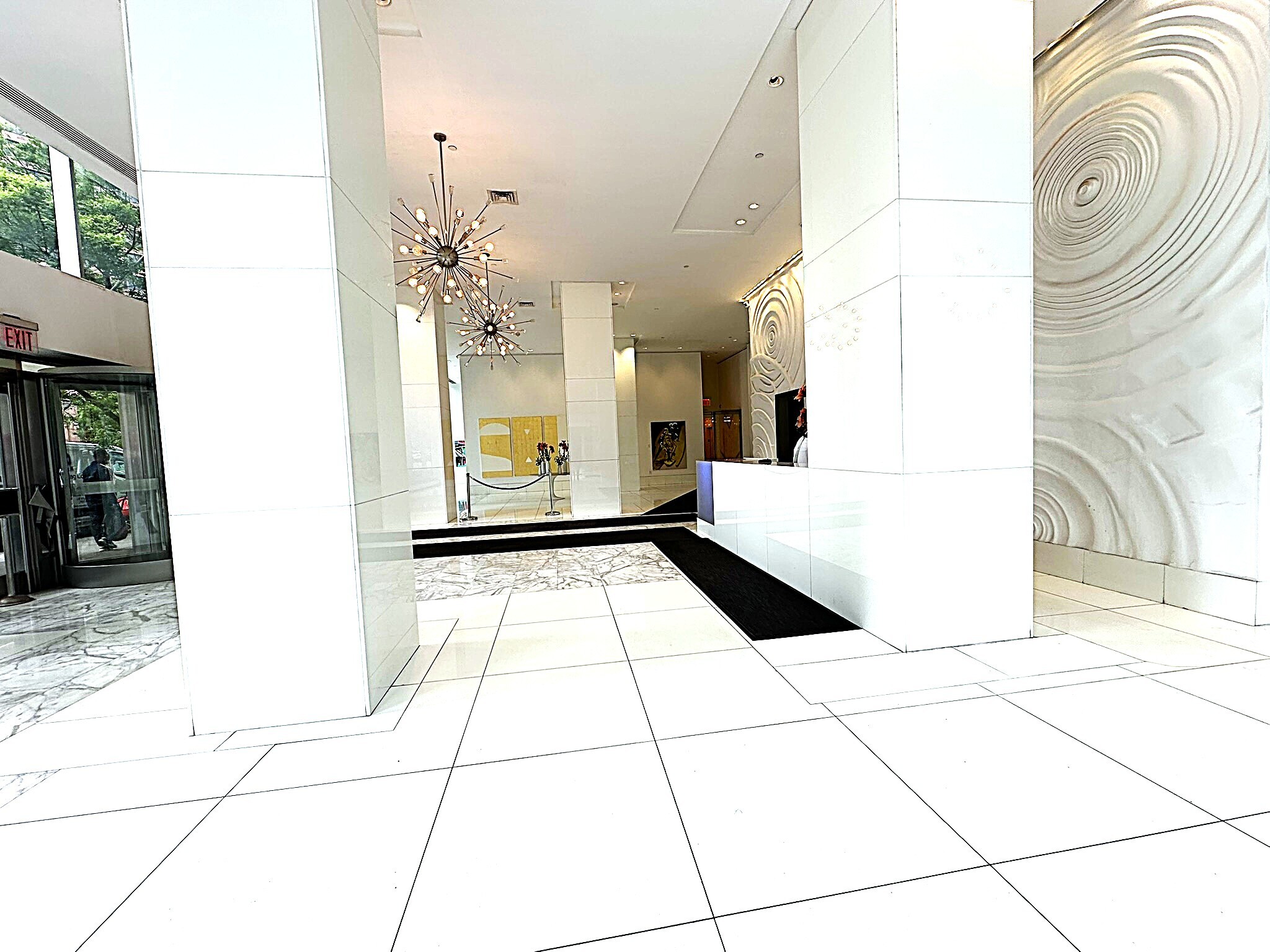 #4 photo, 635 W 42nd Street, マンハッタン Hells Kitchen , NY 10036