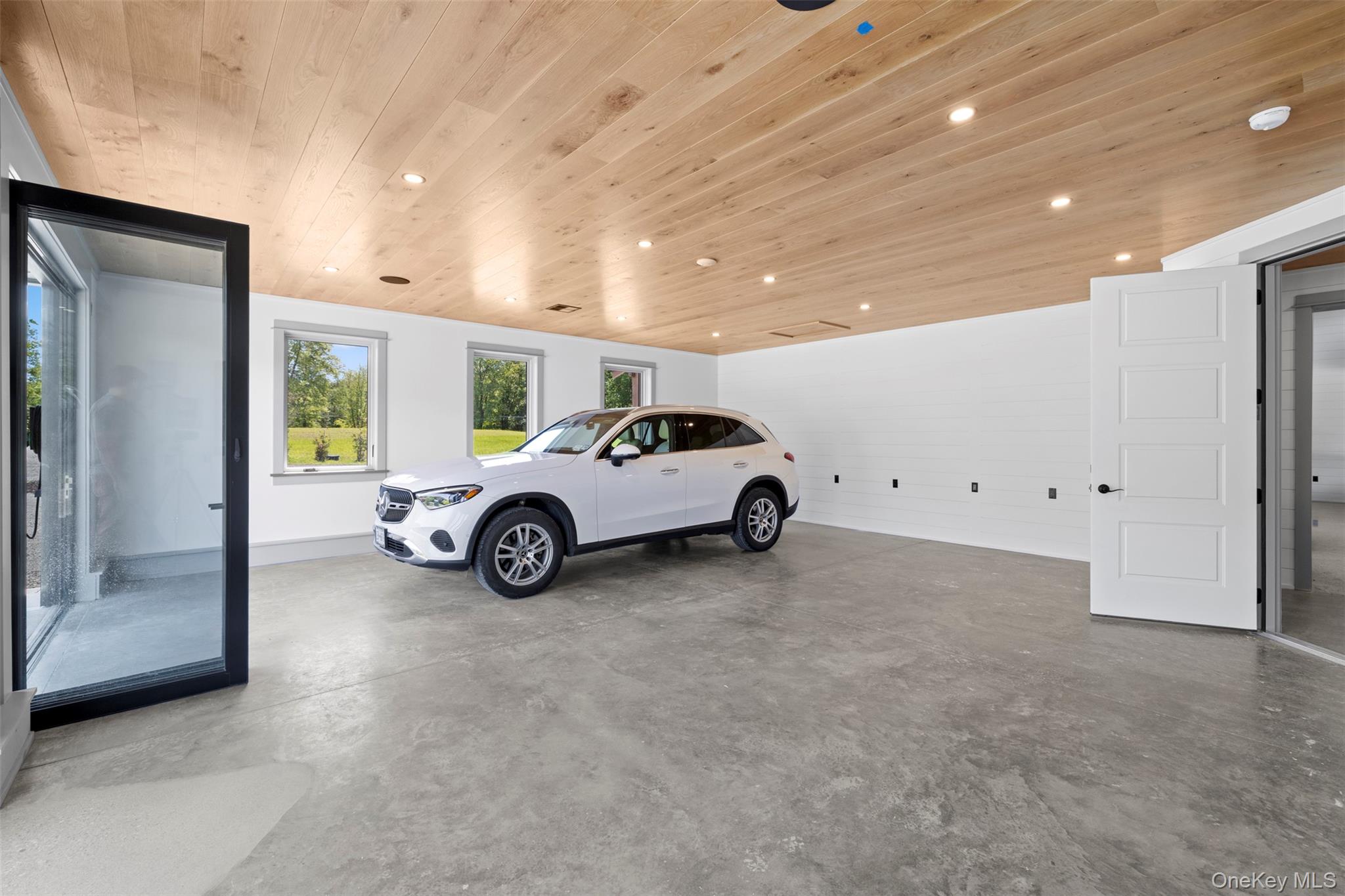 #17 photo, 1248 Albany Post Road, Gardiner , NY 12525