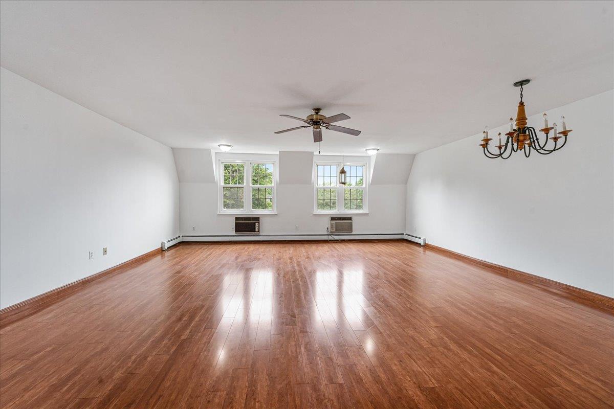 #10 photo, 1404 Bonnie Lane, Bayside , NY 11360