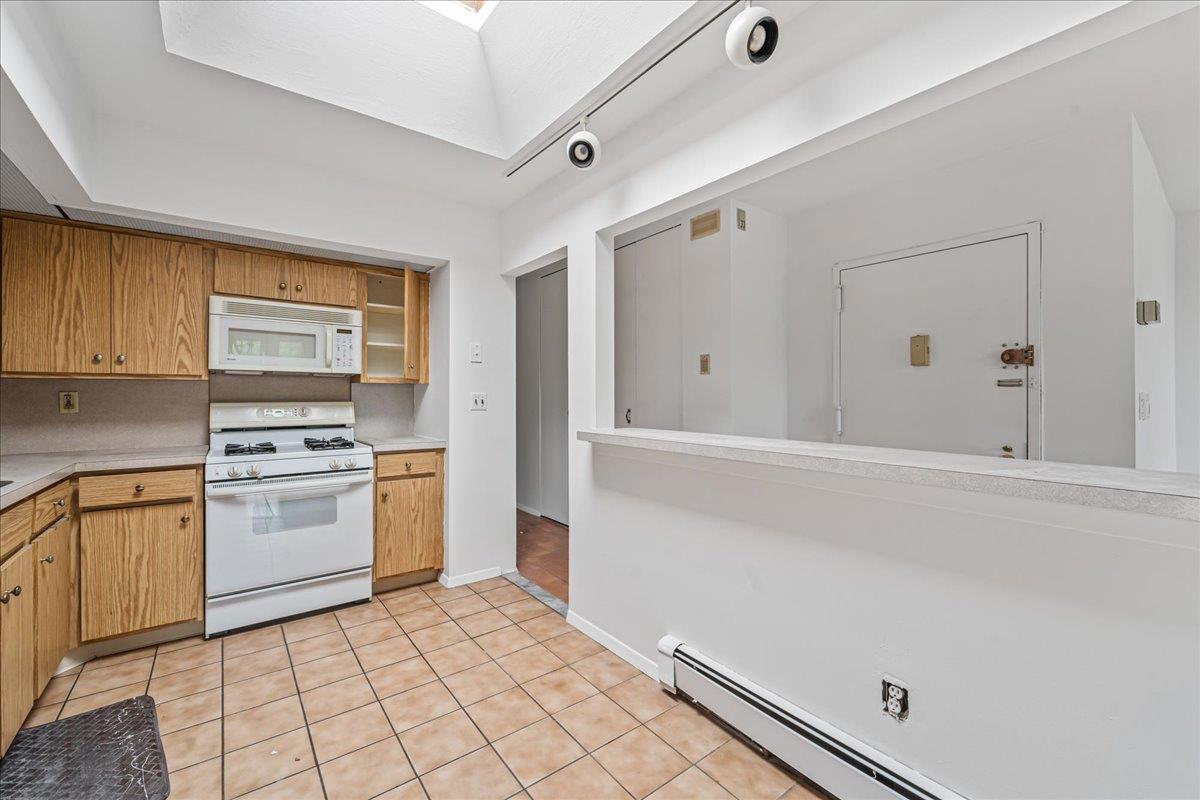 #3 photo, 1404 Bonnie Lane, Bayside , NY 11360