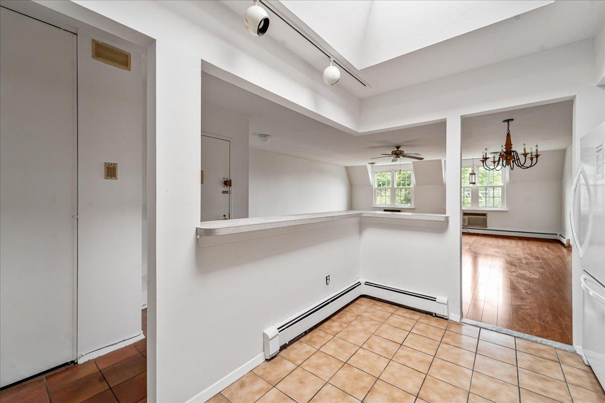 #4 photo, 1404 Bonnie Lane, Bayside , NY 11360