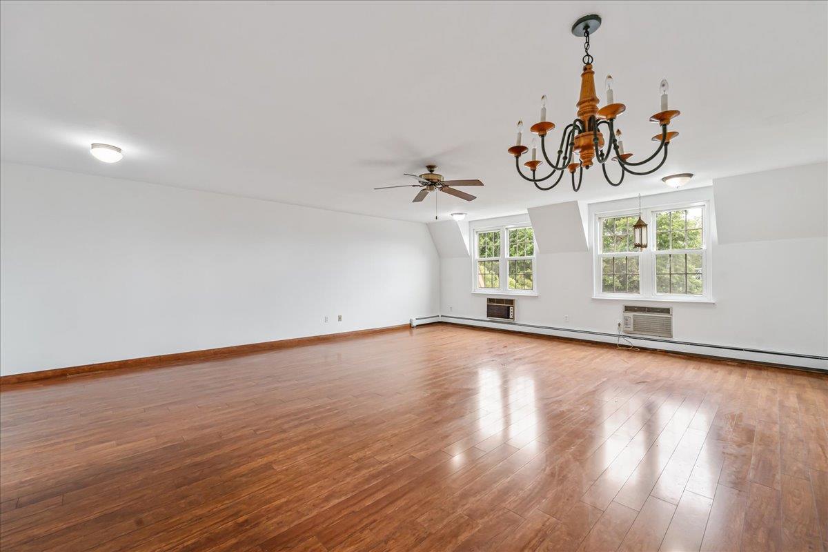 #6 photo, 1404 Bonnie Lane, Bayside , NY 11360