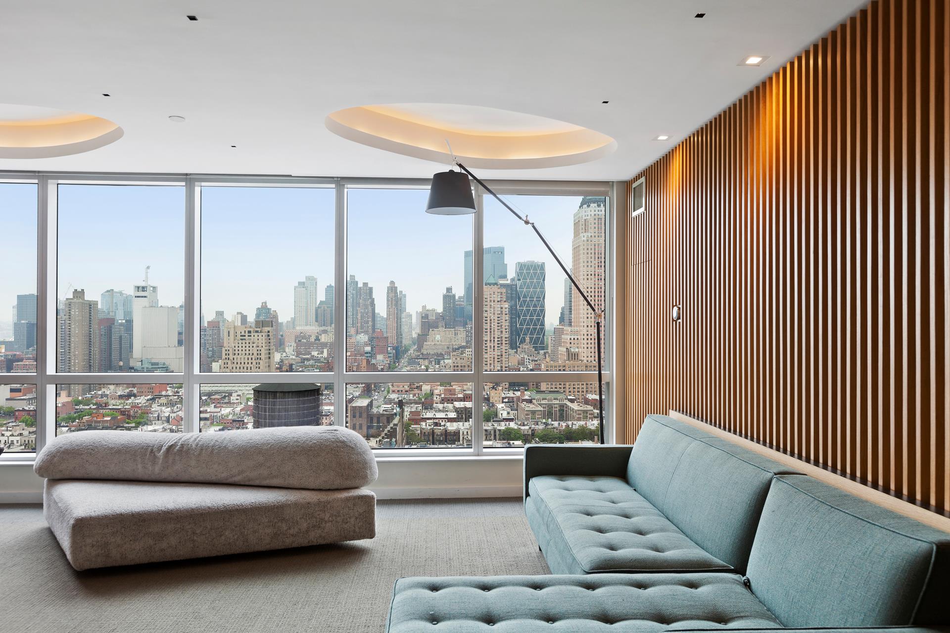 #17 photo, 350 W 42ND Street, マンハッタン Hells Kitchen , NY 10036