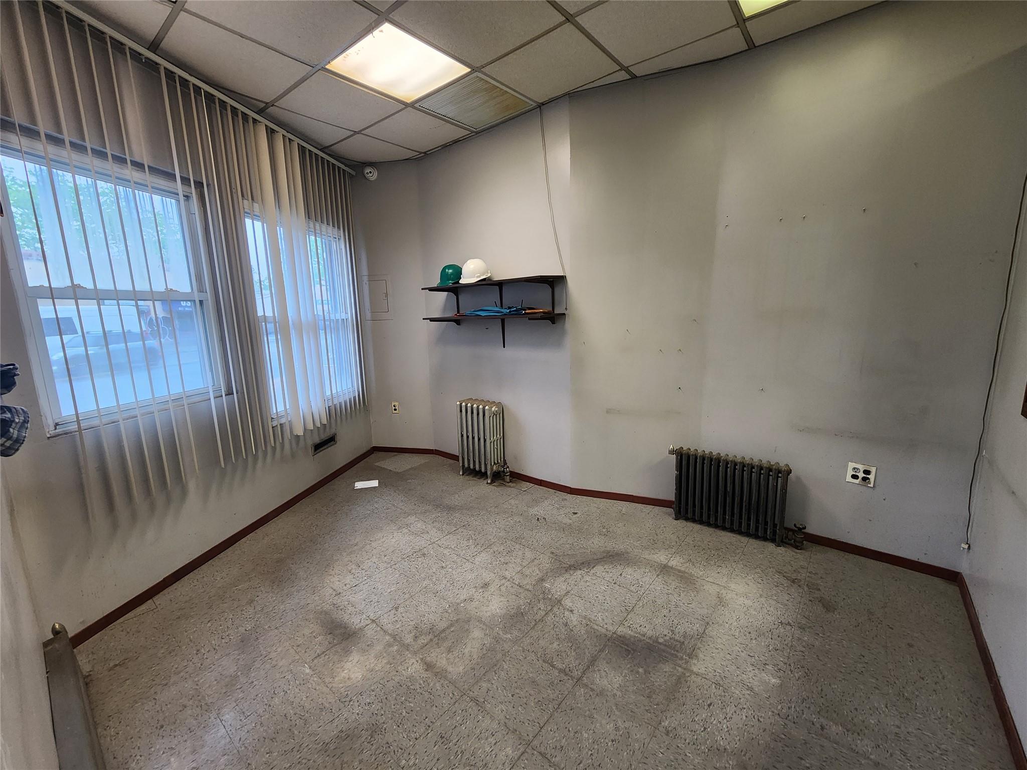 #3 photo, 6022 Flushing Avenue, クイーンズ区 Maspeth , NY 11378