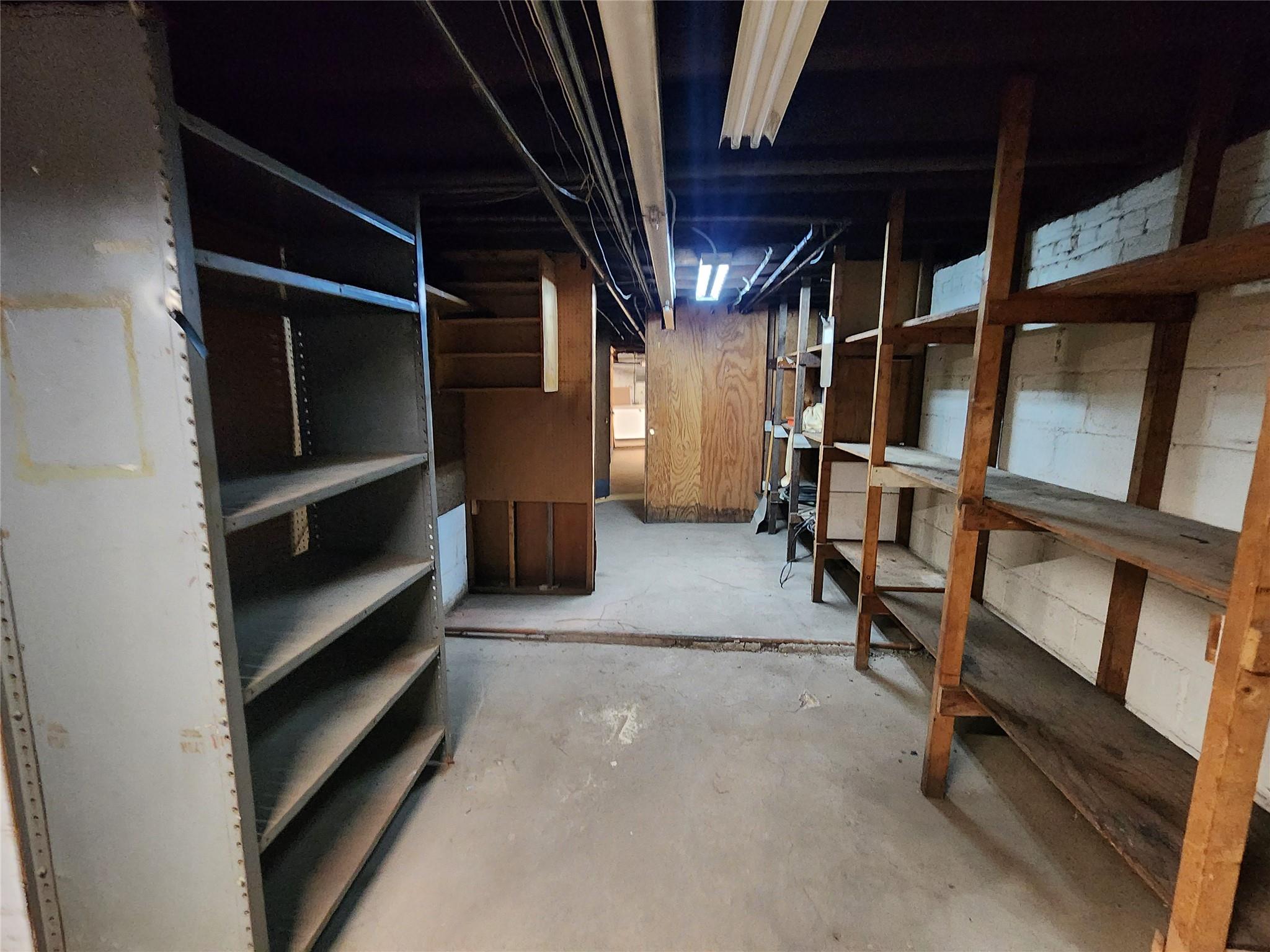 #8 photo, 6022 Flushing Avenue, クイーンズ区 Maspeth , NY 11378