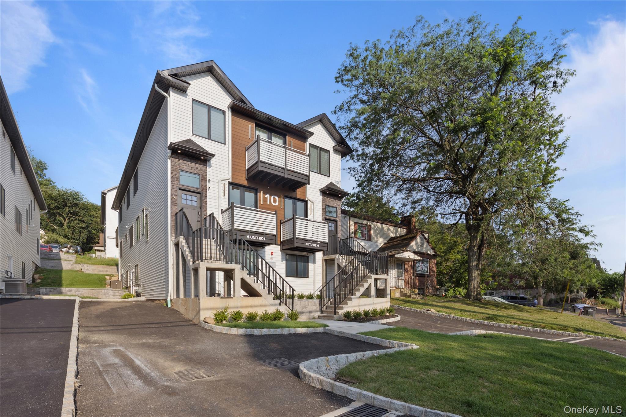 #2 photo, 10 Memorial Park Drive, Spring Valley , NY 10977