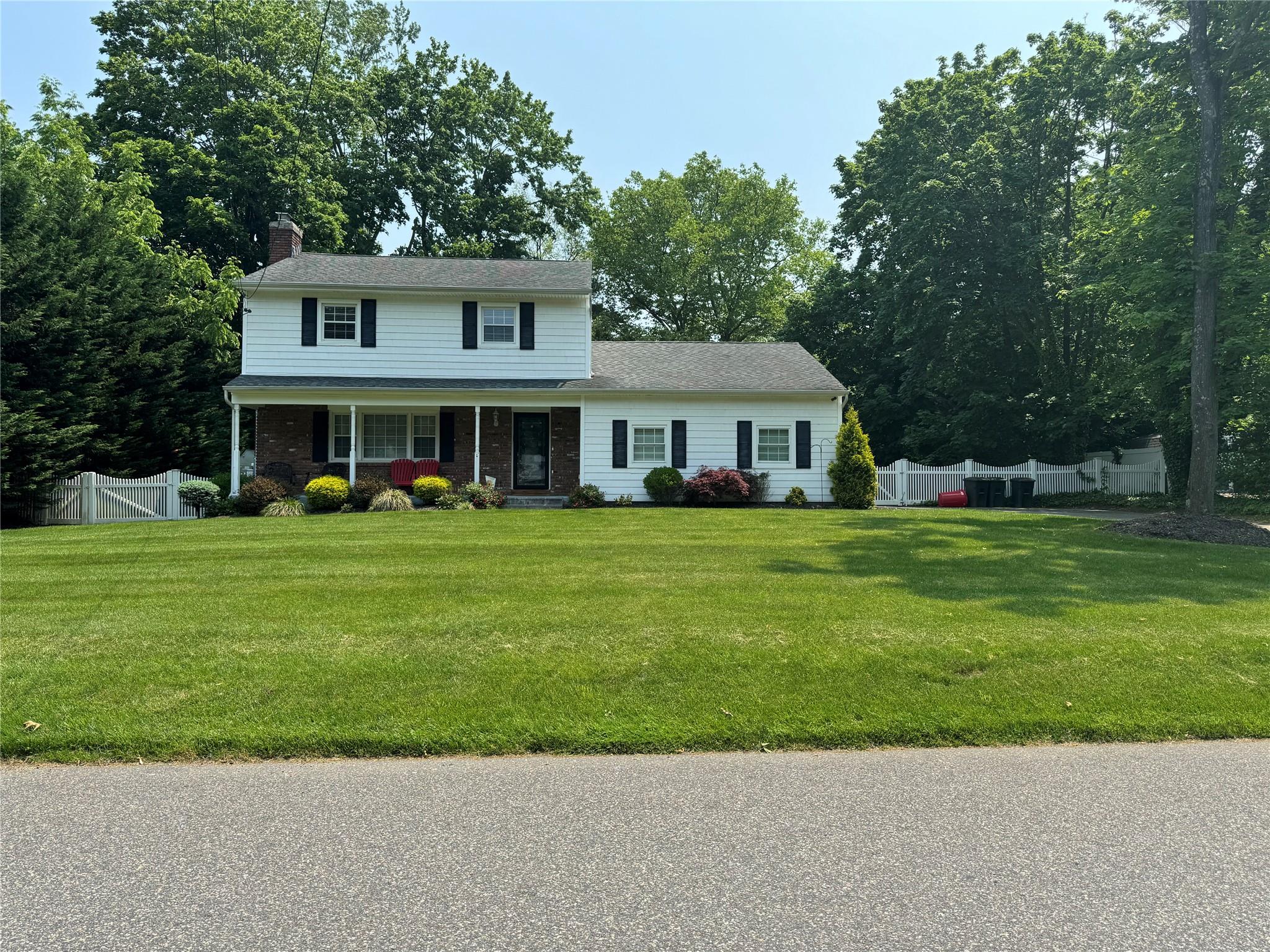 #1 photo, 7 Yorkshire Avenue, 東長島 Stony Brook , NY 11790