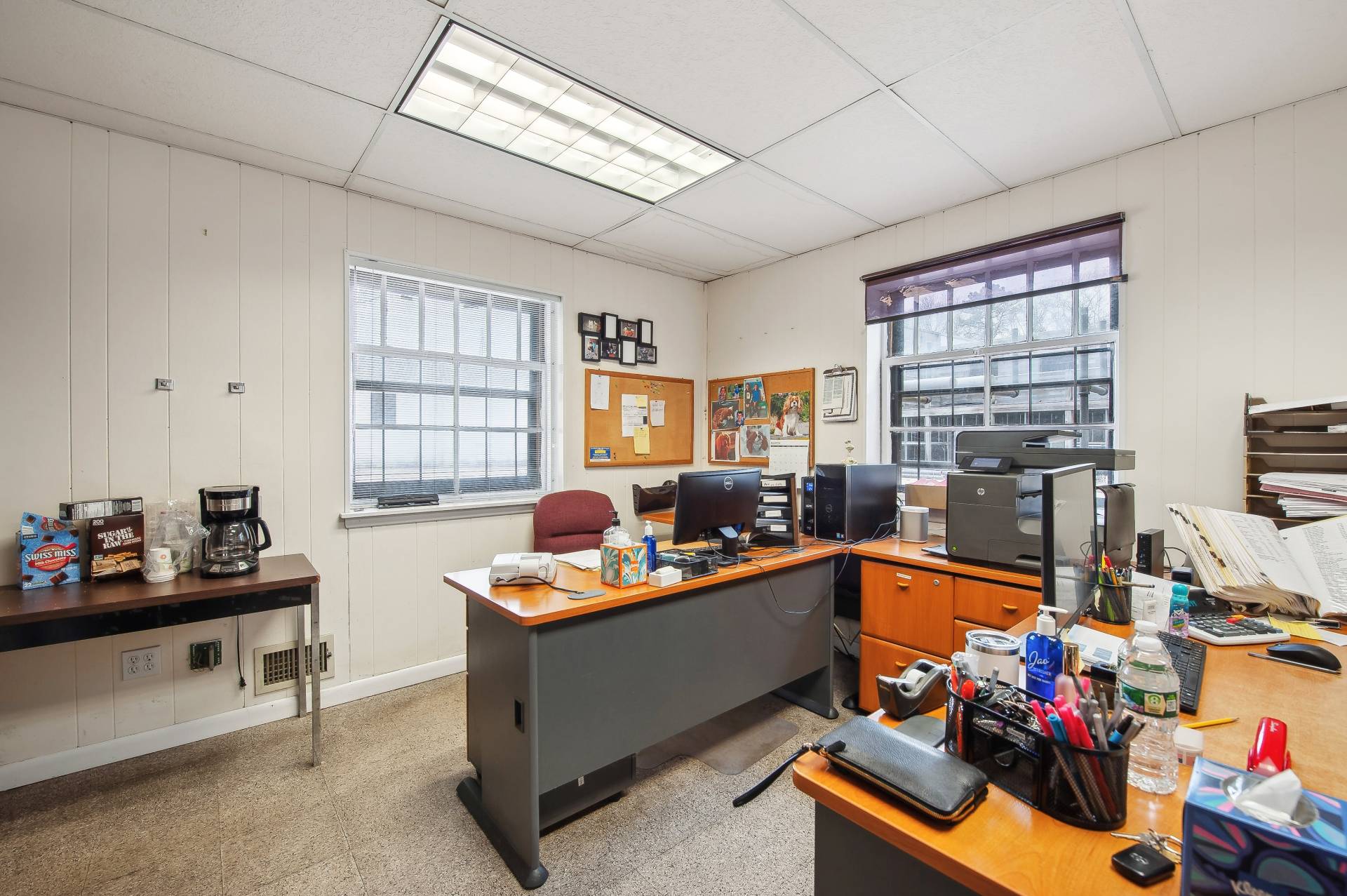 #12 photo, 348 Montauk Highway (Showroom & Office), サフォーク郡 Wainscott , NY 11975