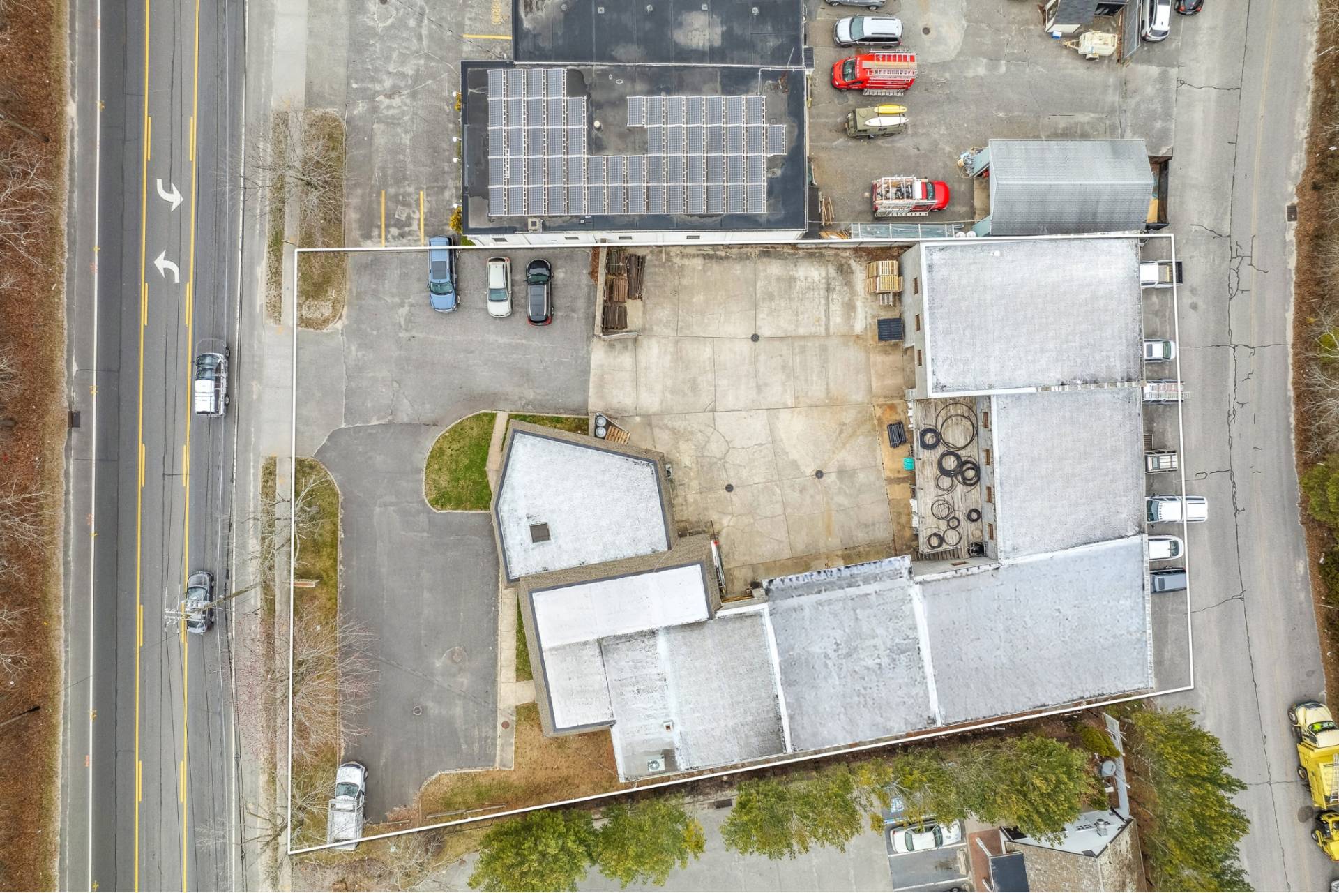 #10 photo, 348 Montauk Highway (Warehouse - Units 1 & 2), サフォーク郡 Wainscott , NY 11975