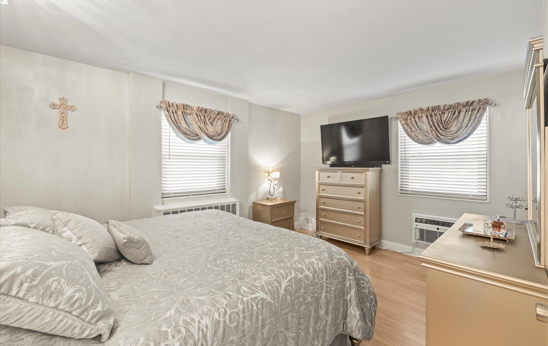 #11 photo, 155-03 79th Street, 皇后區 霍華德灘 Howard Beach , NY 11414