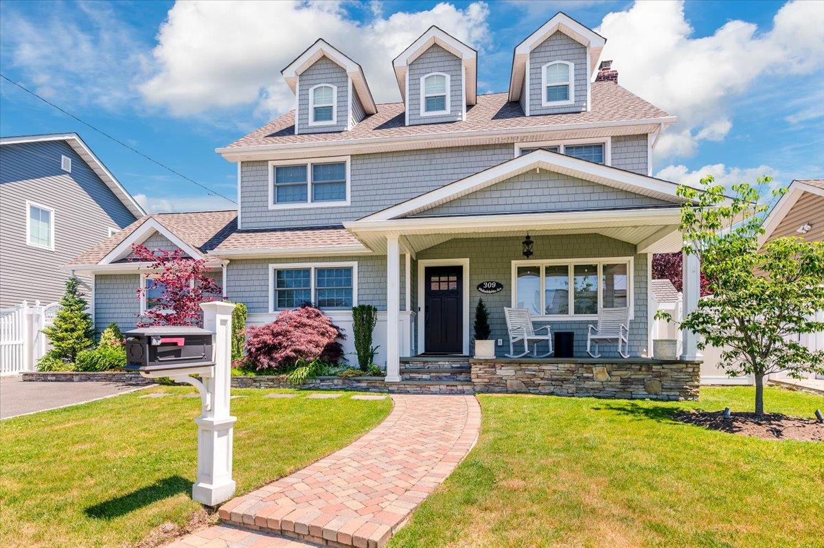 #1 photo, 309 Philadelphia Avenue, ナッソー郡 Massapequa Park , NY 11762