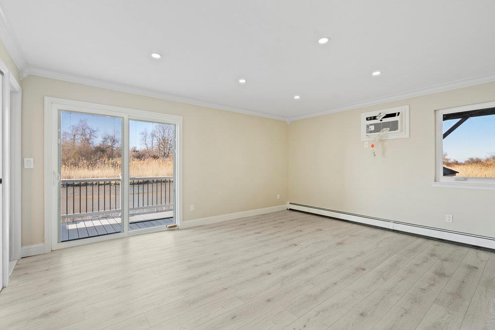 #7 photo, 2850 Shore Road, ナッソー郡 Seaford , NY 11783