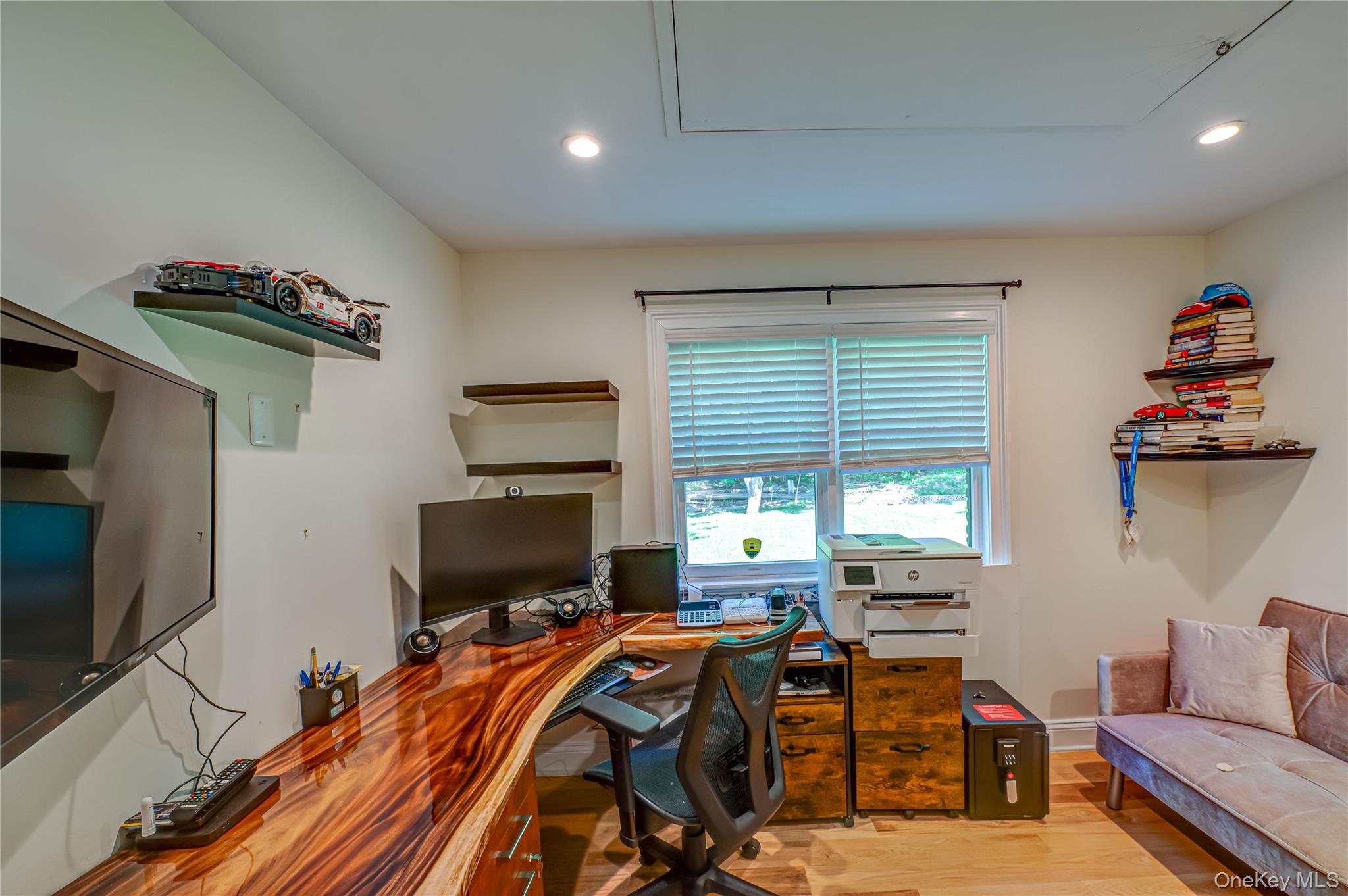 #18 photo, 6 Tanyard Lane, サフォーク郡 Huntington , NY 11743