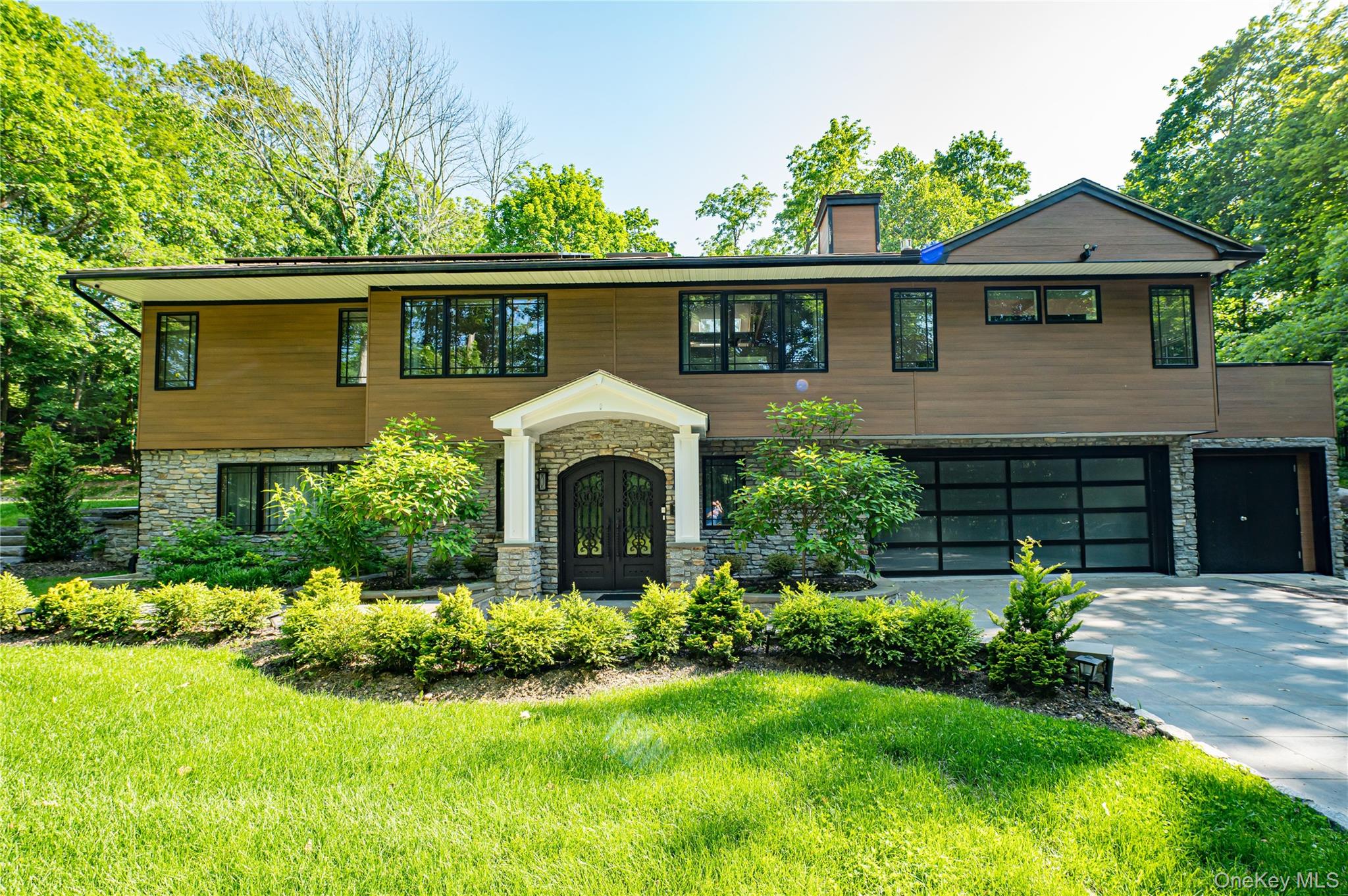 #2 photo, 6 Tanyard Lane, サフォーク郡 Huntington , NY 11743