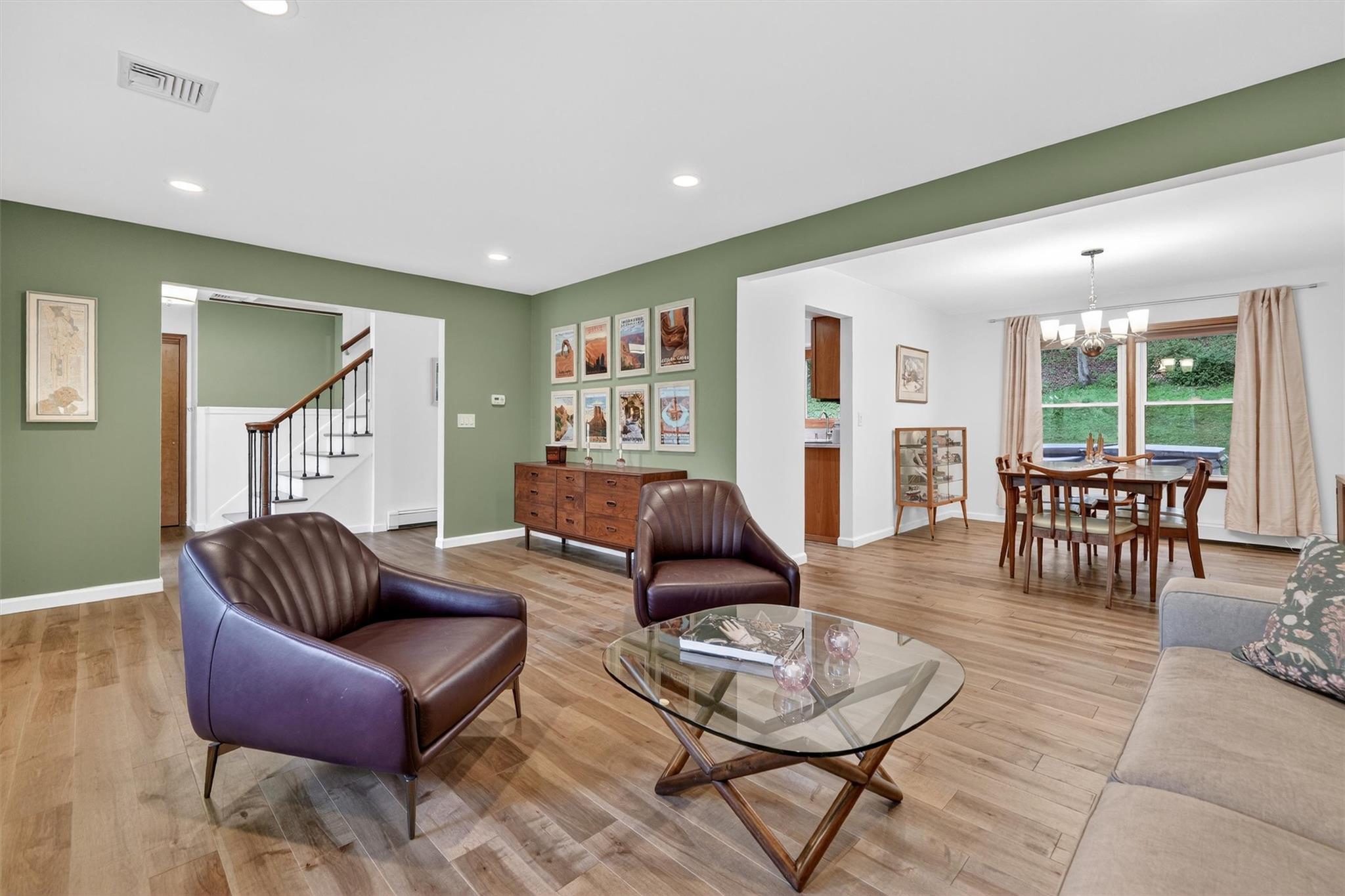 #3 photo, 11 Robin Hood Road, Montebello , NY 10901