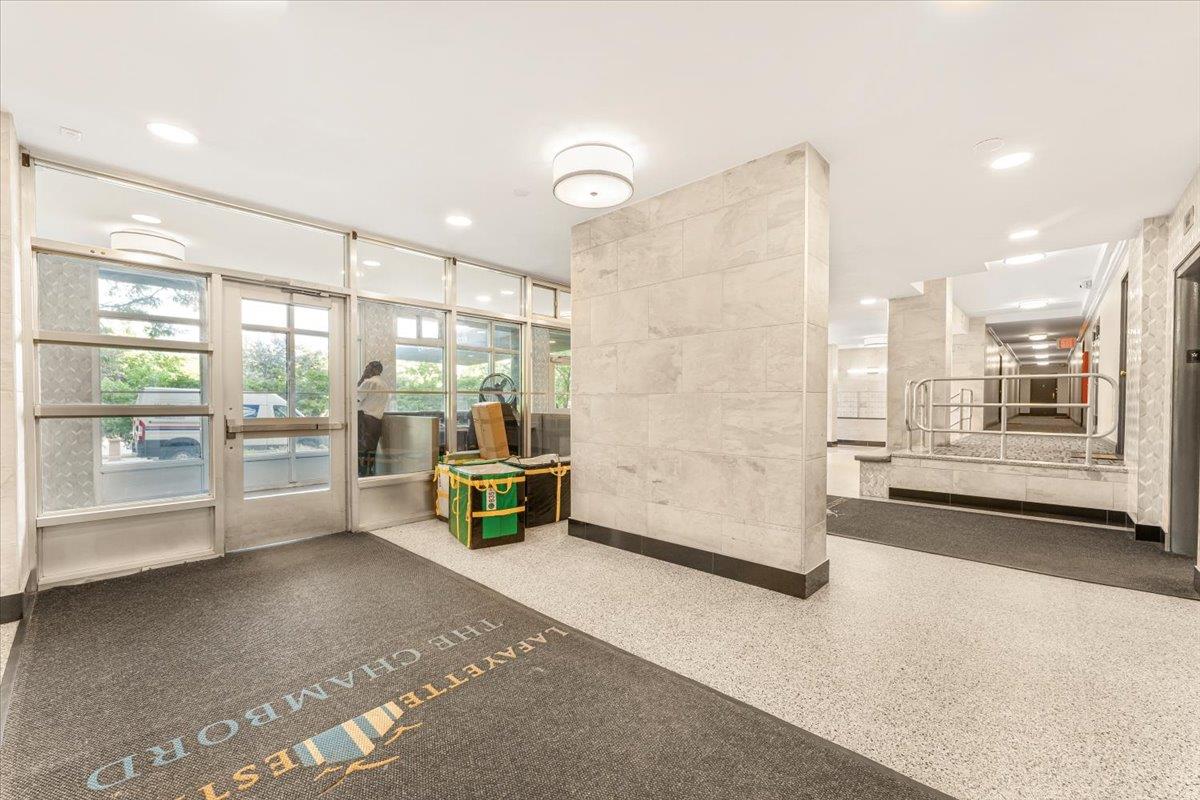 #15 photo, 825 Morrison Avenue, ブロンクス区 Bronx , NY 10473