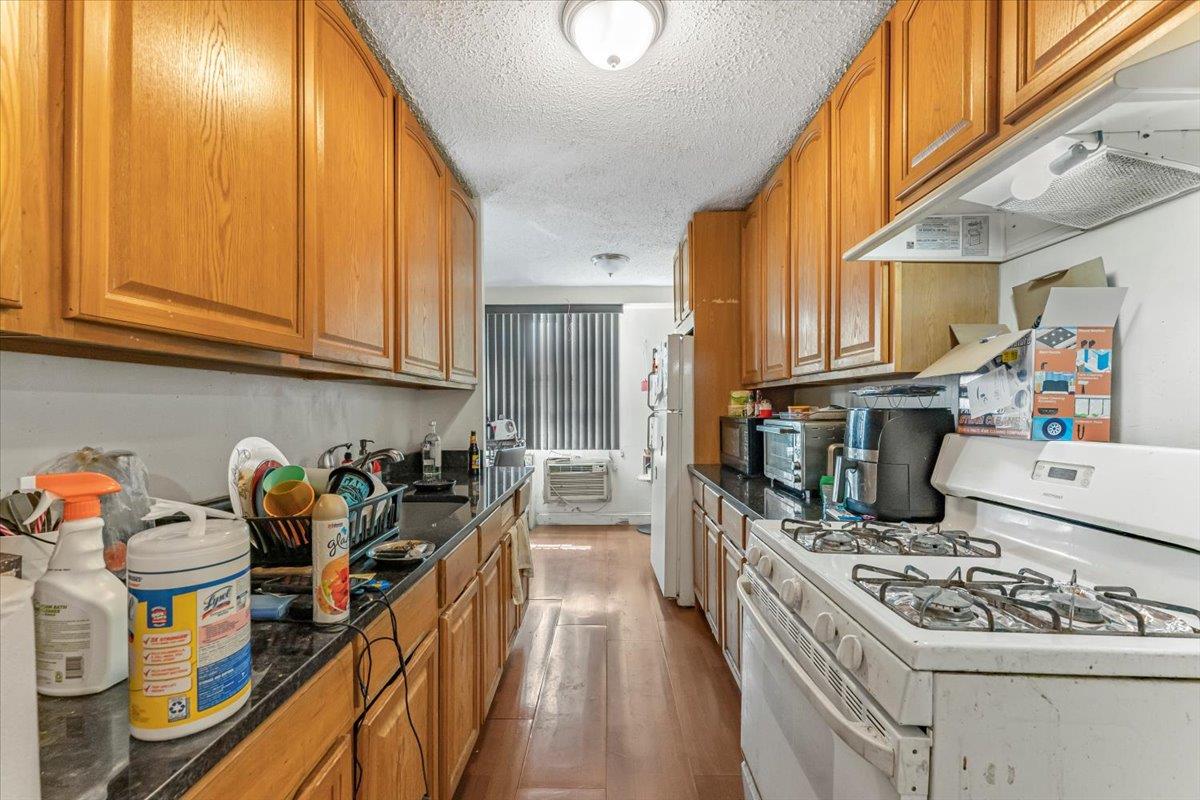 #5 photo, 825 Morrison Avenue, ブロンクス区 Bronx , NY 10473