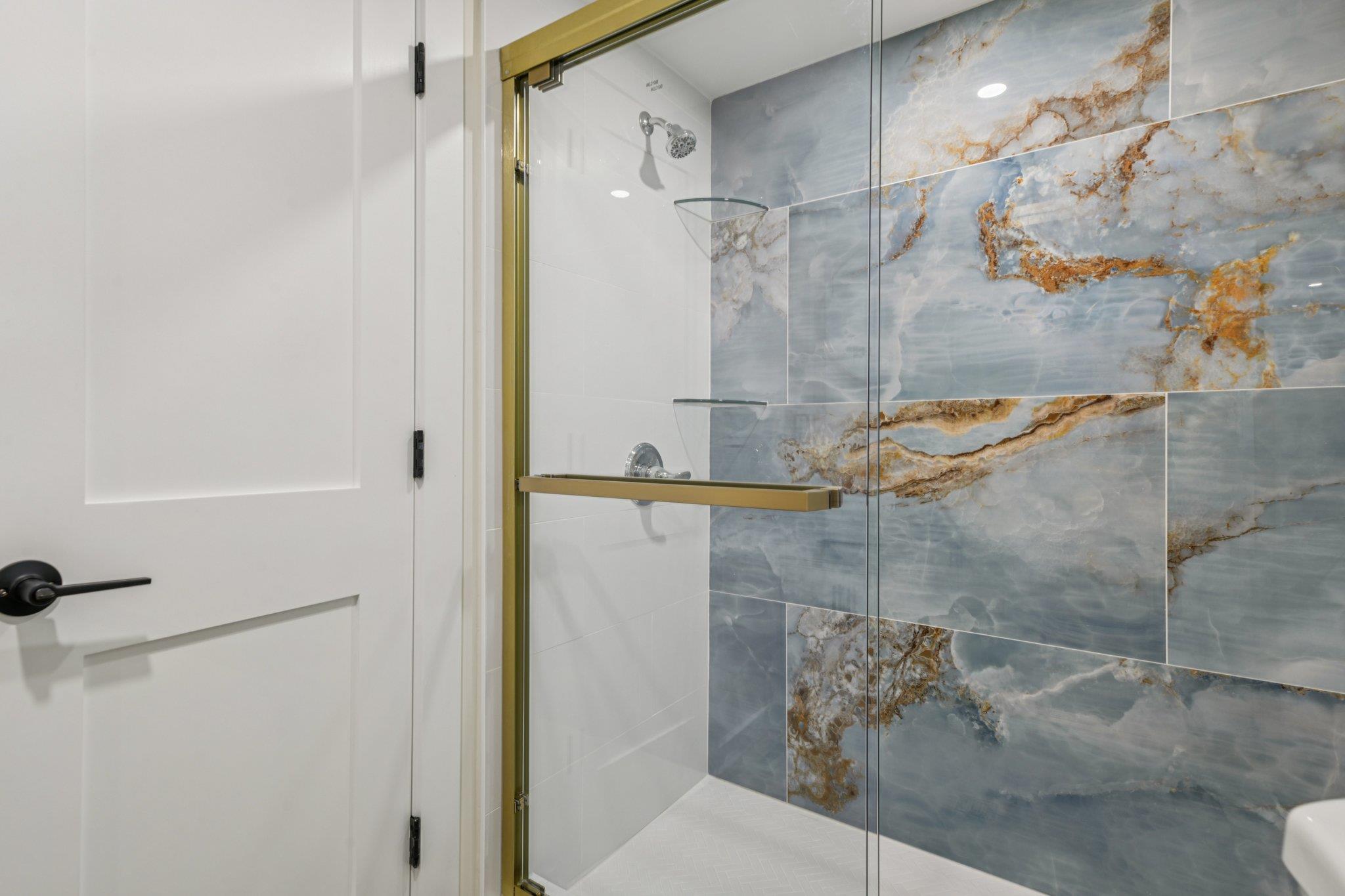 #15 photo, 1293 Pulaski Road, サフォーク郡 East Northport , NY 11731