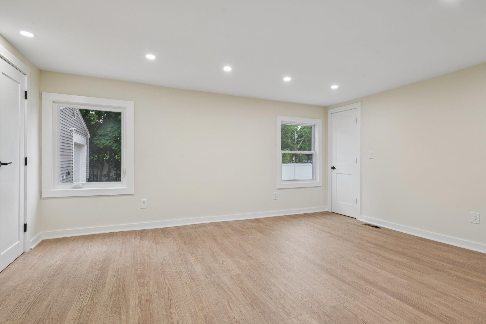 #16 photo, 1293 Pulaski Road, サフォーク郡 East Northport , NY 11731